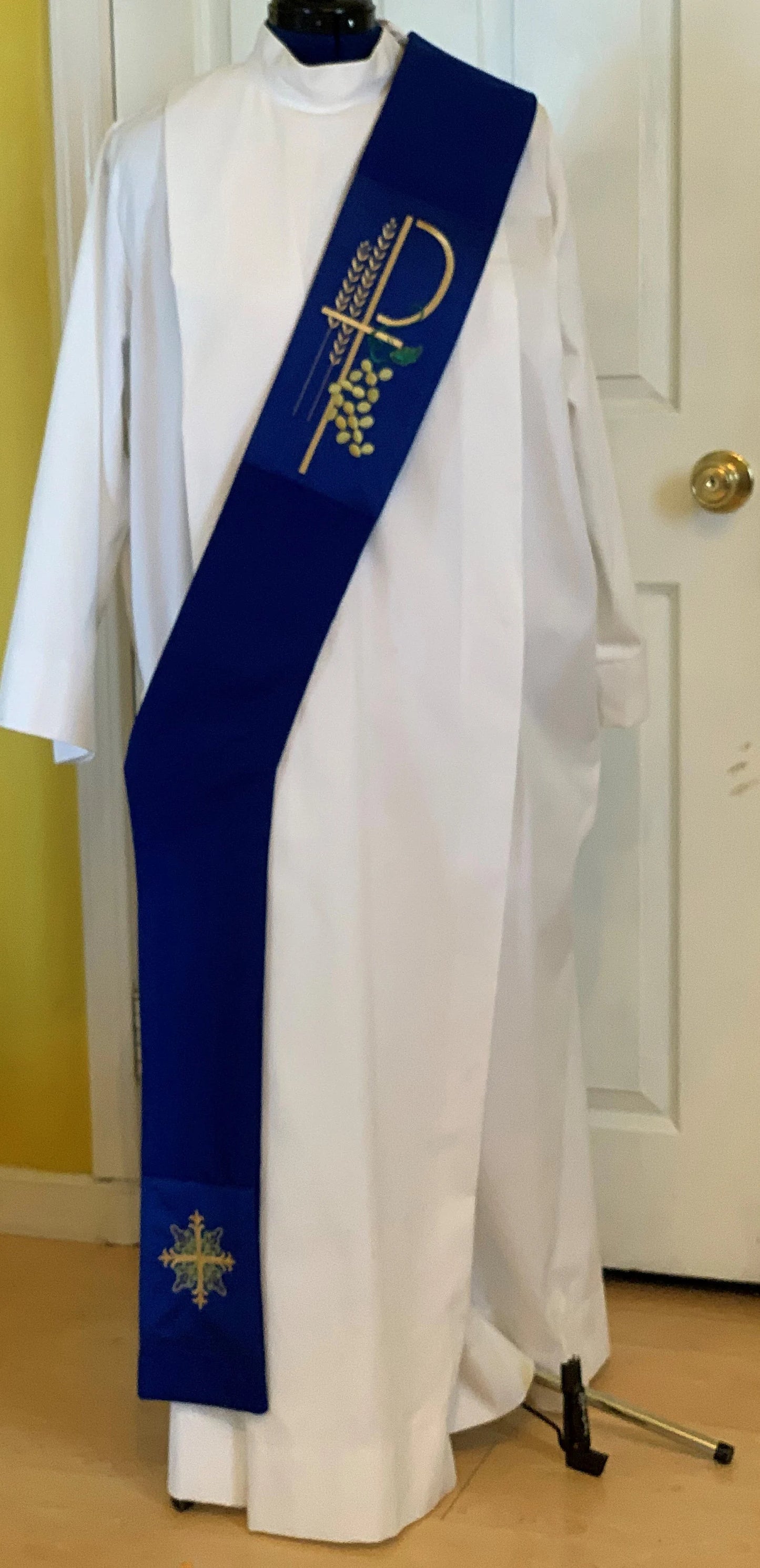 Cross with Grapes & Wheat - Chi Rho - Deacon Stole