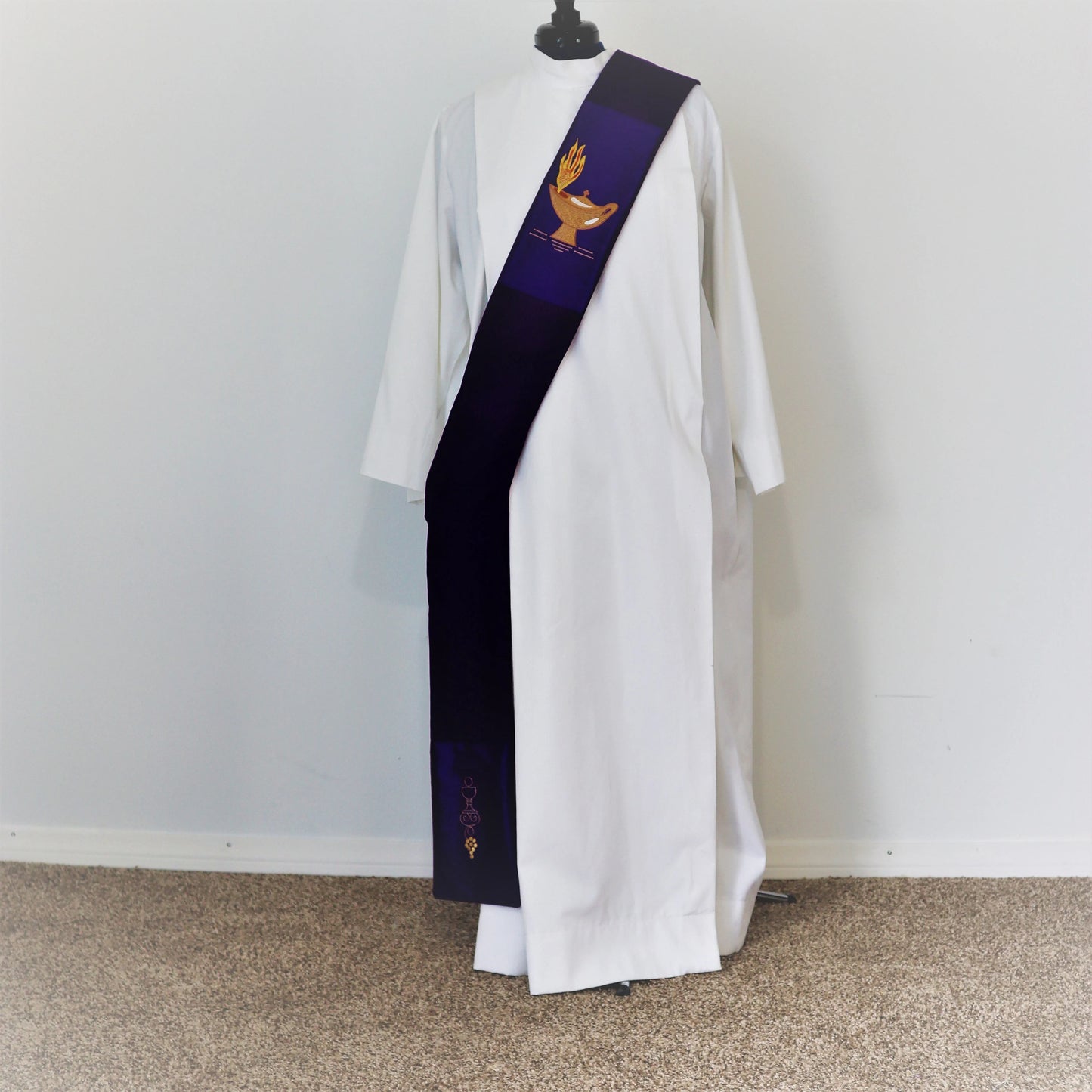 ADVENT LAMP - Deacon Stole