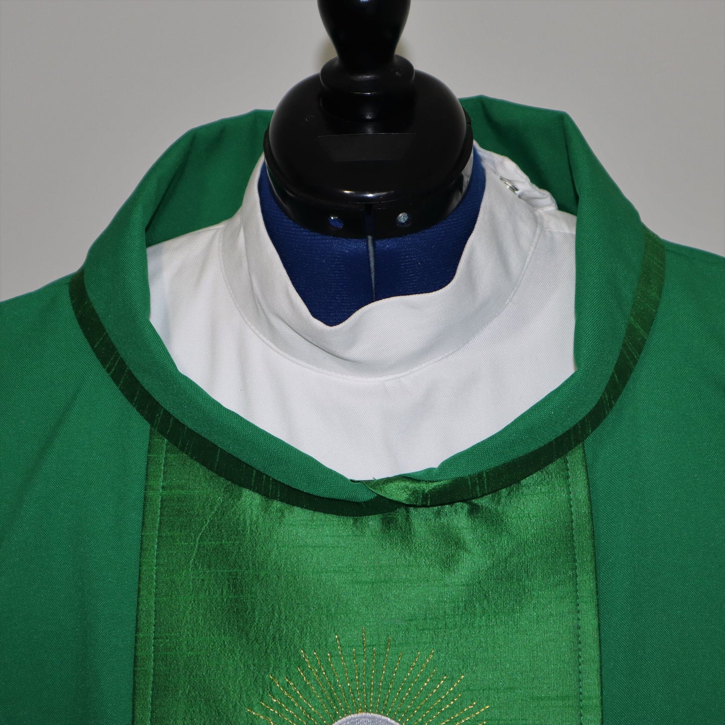 CHALICE - HOLY SPIRIT - Dalmatic