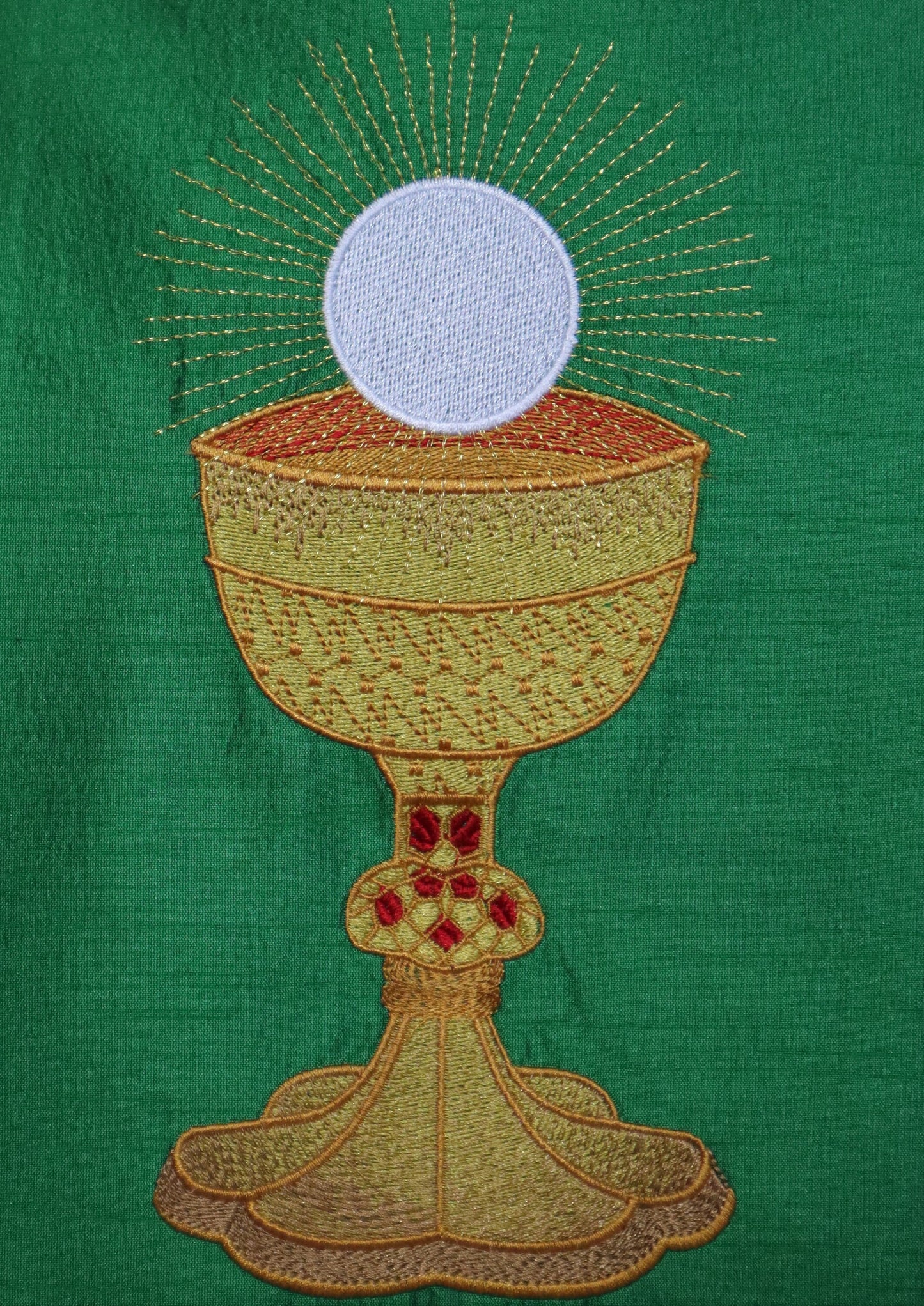 CHALICE - HOLY SPIRIT - Dalmatic