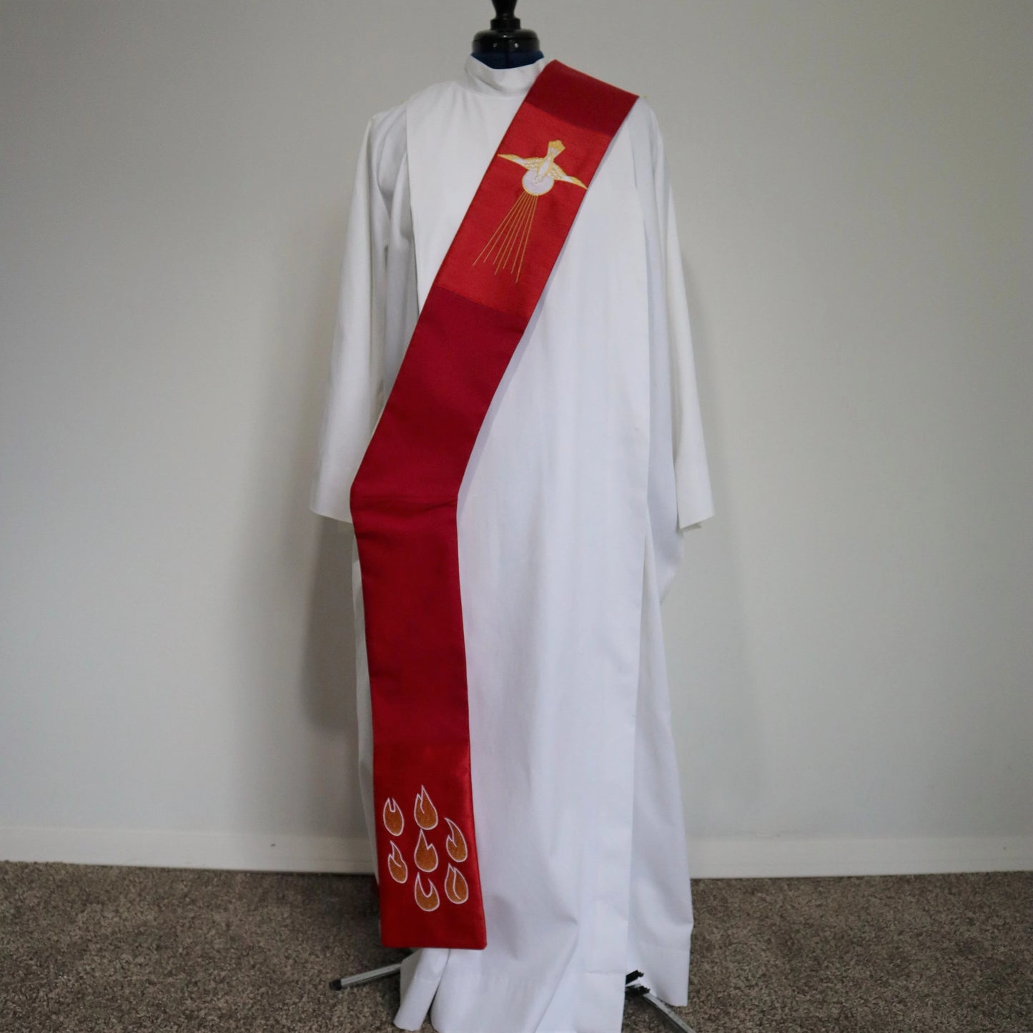 HOLY SPIRIT - PENTECOST - Deacon Stole