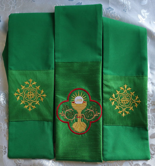 HOLY SPIRIT - CHALICE - Deacon Stole