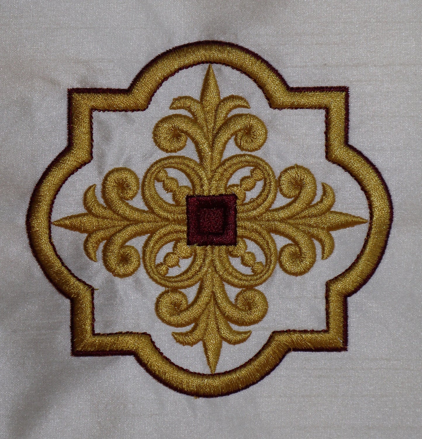 CROSS - Chasuble + Stole Set