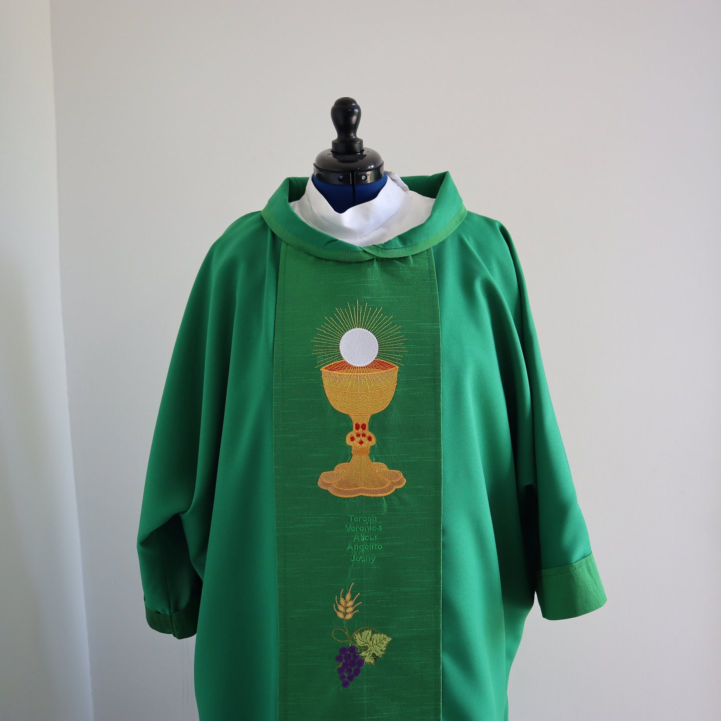 CHALICE - HOLY SPIRIT - Dalmatic