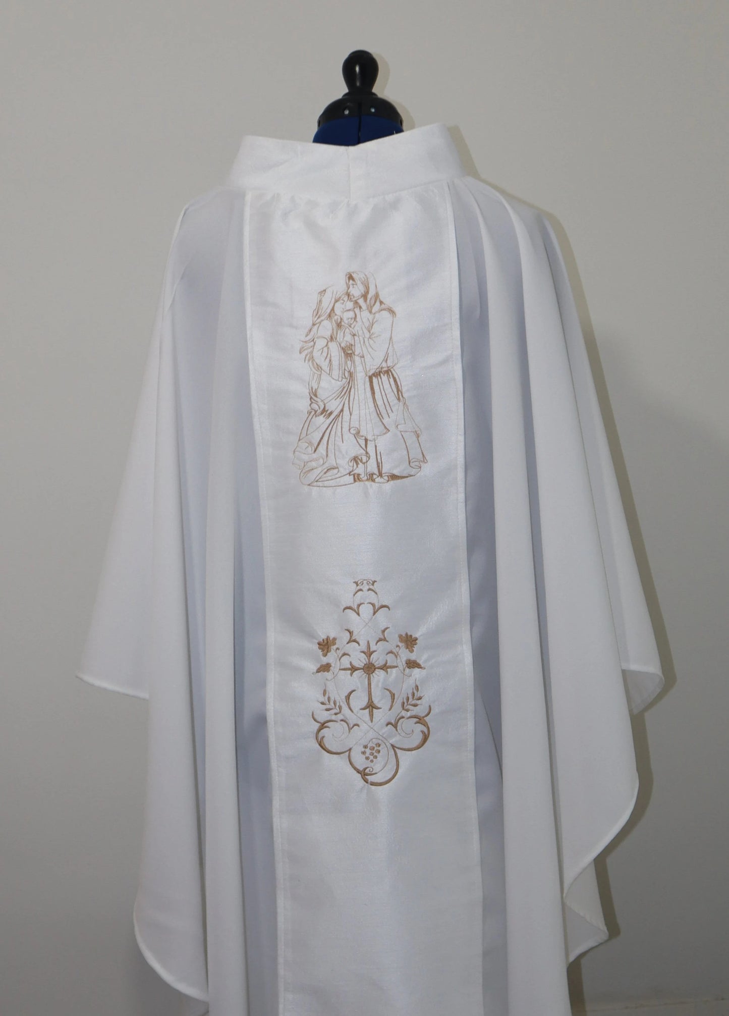 HOLY FAMILY - Chasuble + Stole Set
