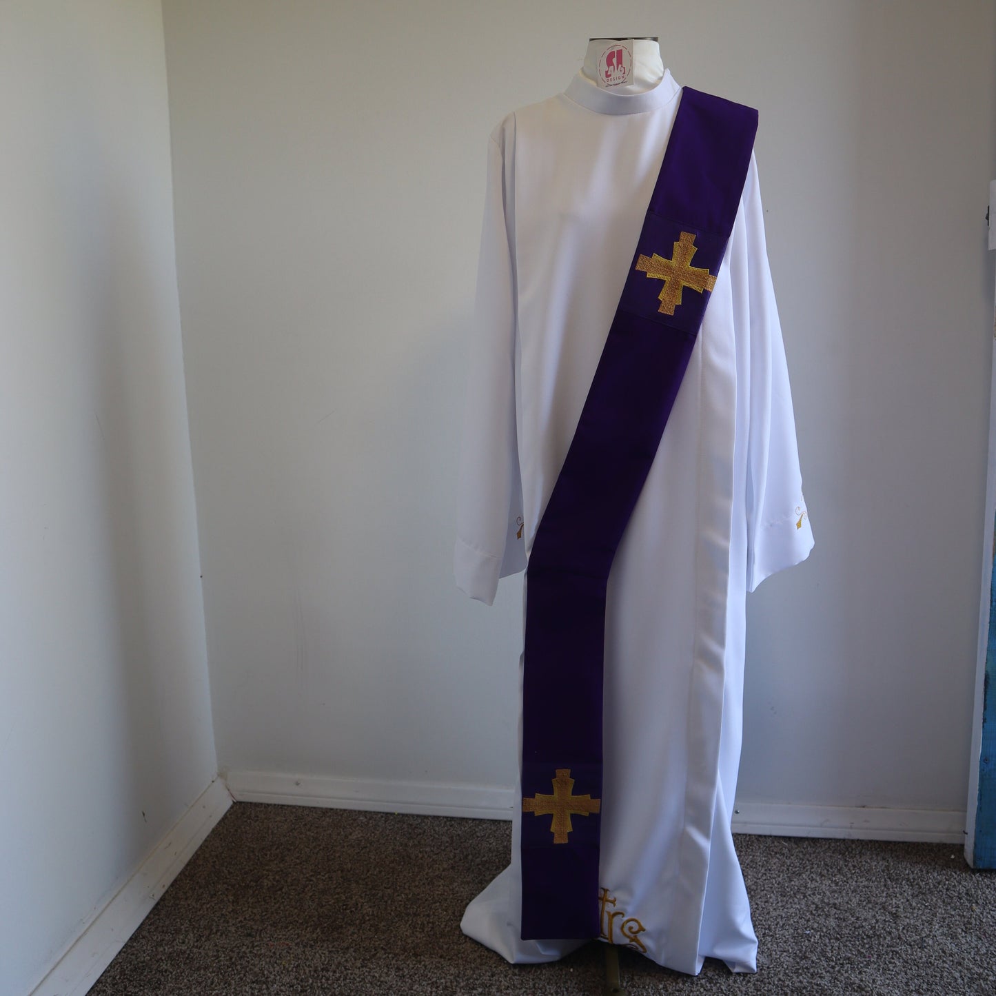 BROCADE EMBROIDERY CROSS - Deacon Stole