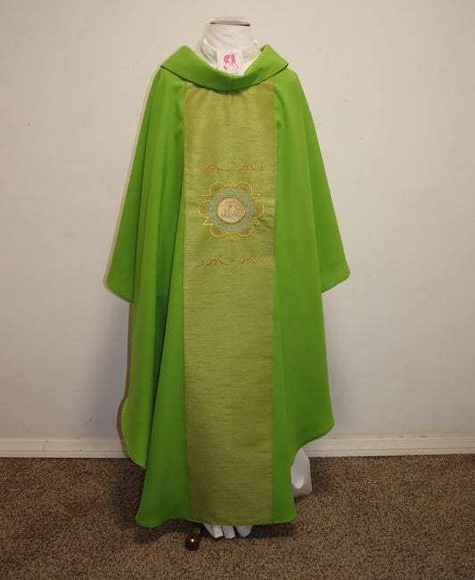 JHS Medallion - Chasuble + Stole Set.