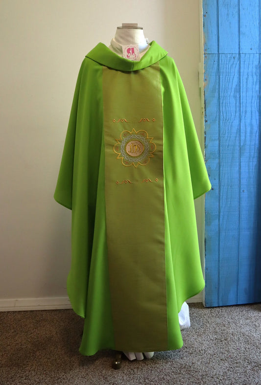 JHS Medallion - Chasuble + Stole Set.