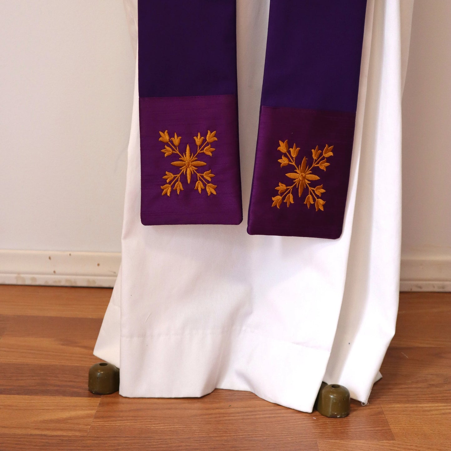 HOLY FAMILY - Priest Stole