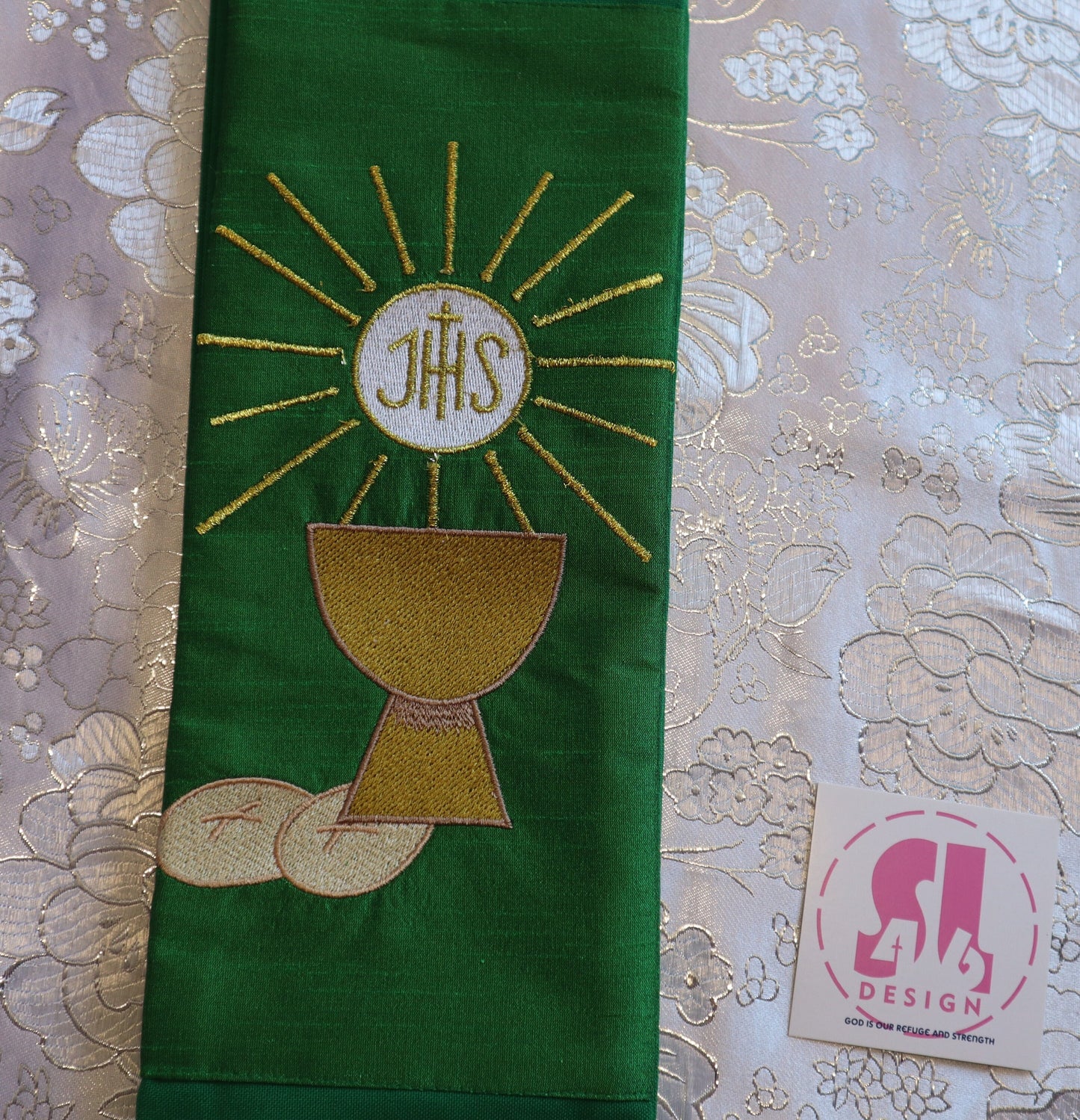 CHALICE + HOLY SPIRIT - Deacon Stole