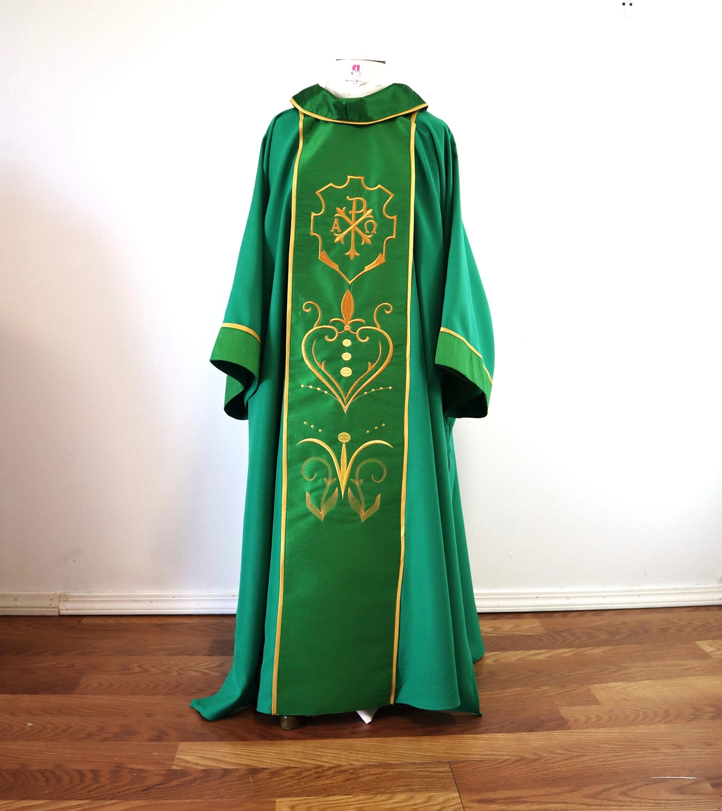 CHI RHO - Alpha & Omega - Dalmatic + Stole Set