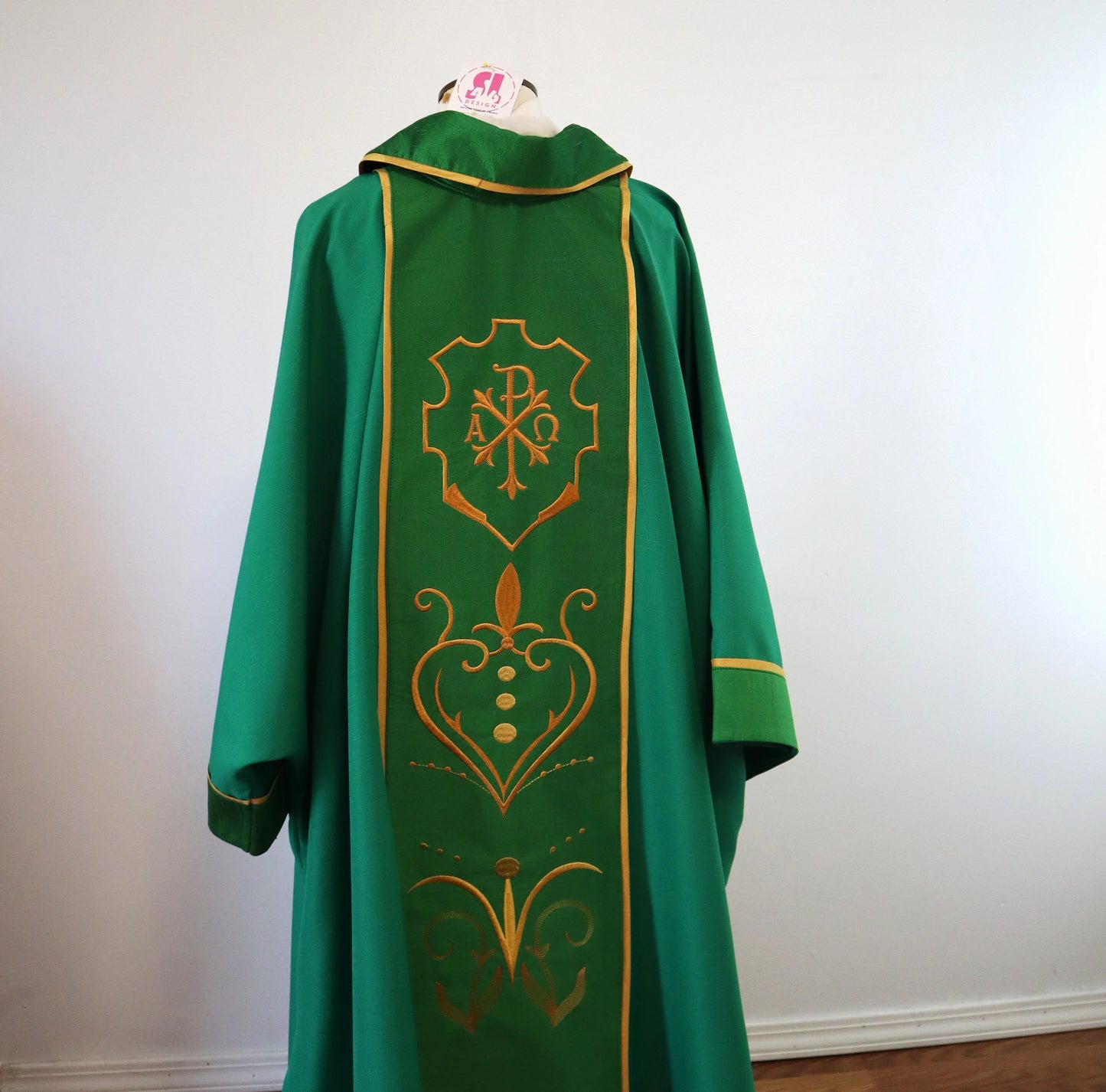 CHI RHO - Alpha & Omega - Dalmatic + Stole Set