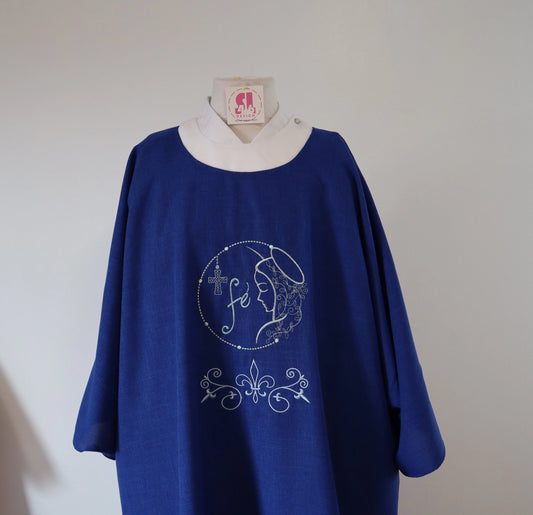 MARY MEDALLION - FE - Dalmatic