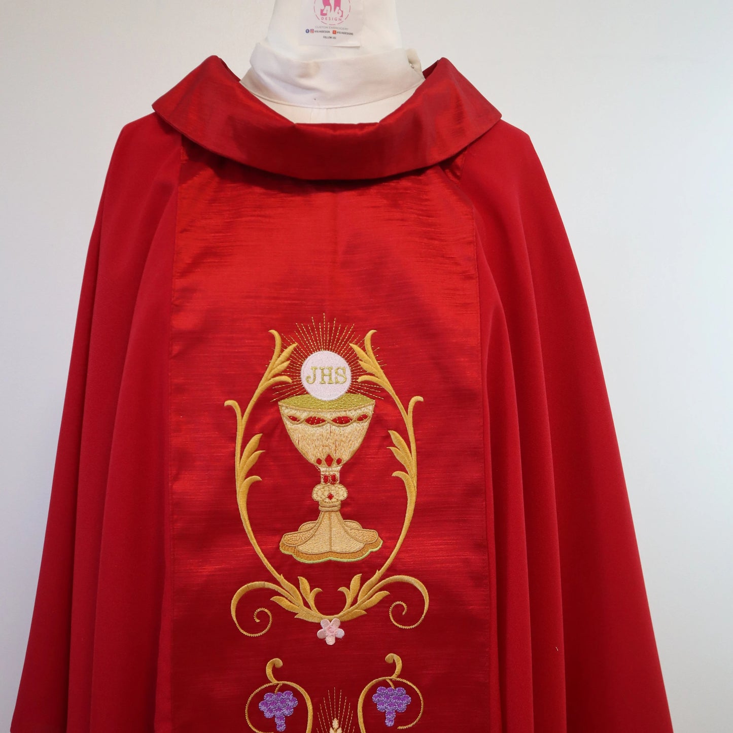 CHALIS - HOLY SPIRIT - Chasuble + Stole Set