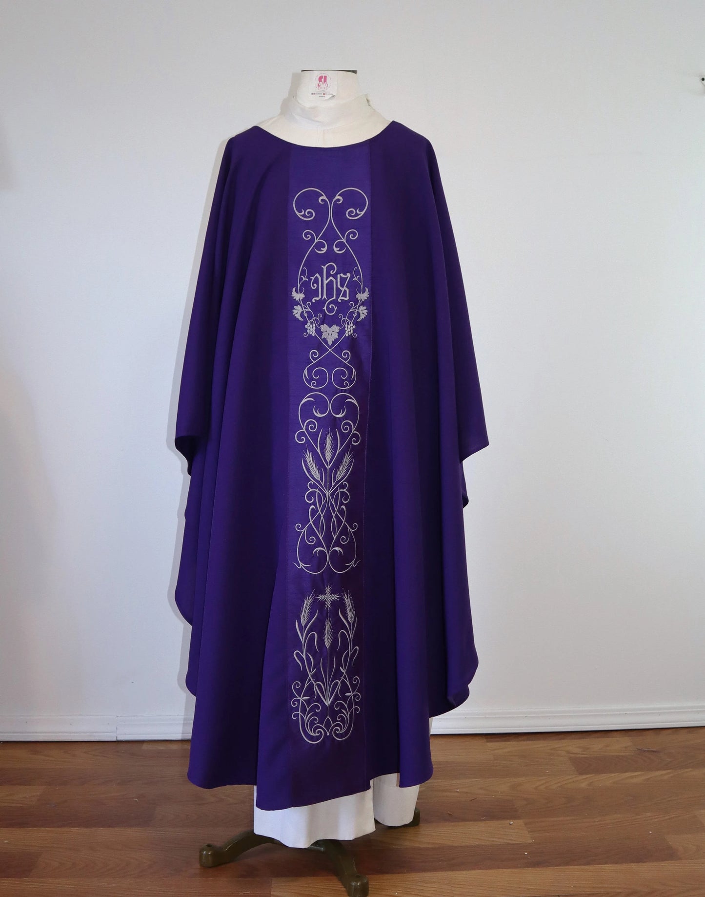 JHS - Chasuble and Stole Set