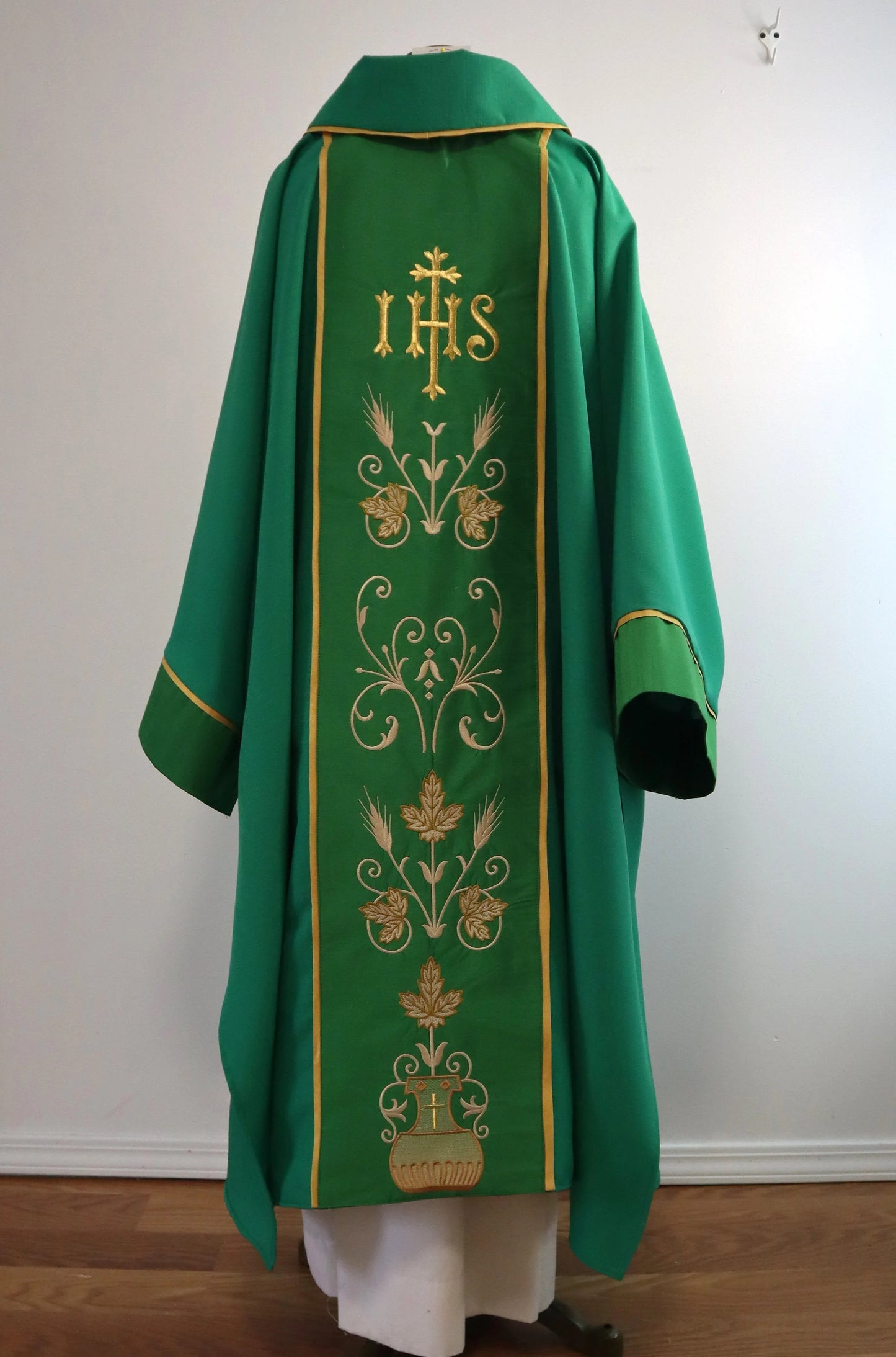 Chalice - IHS - Dalmatic and Stole Set