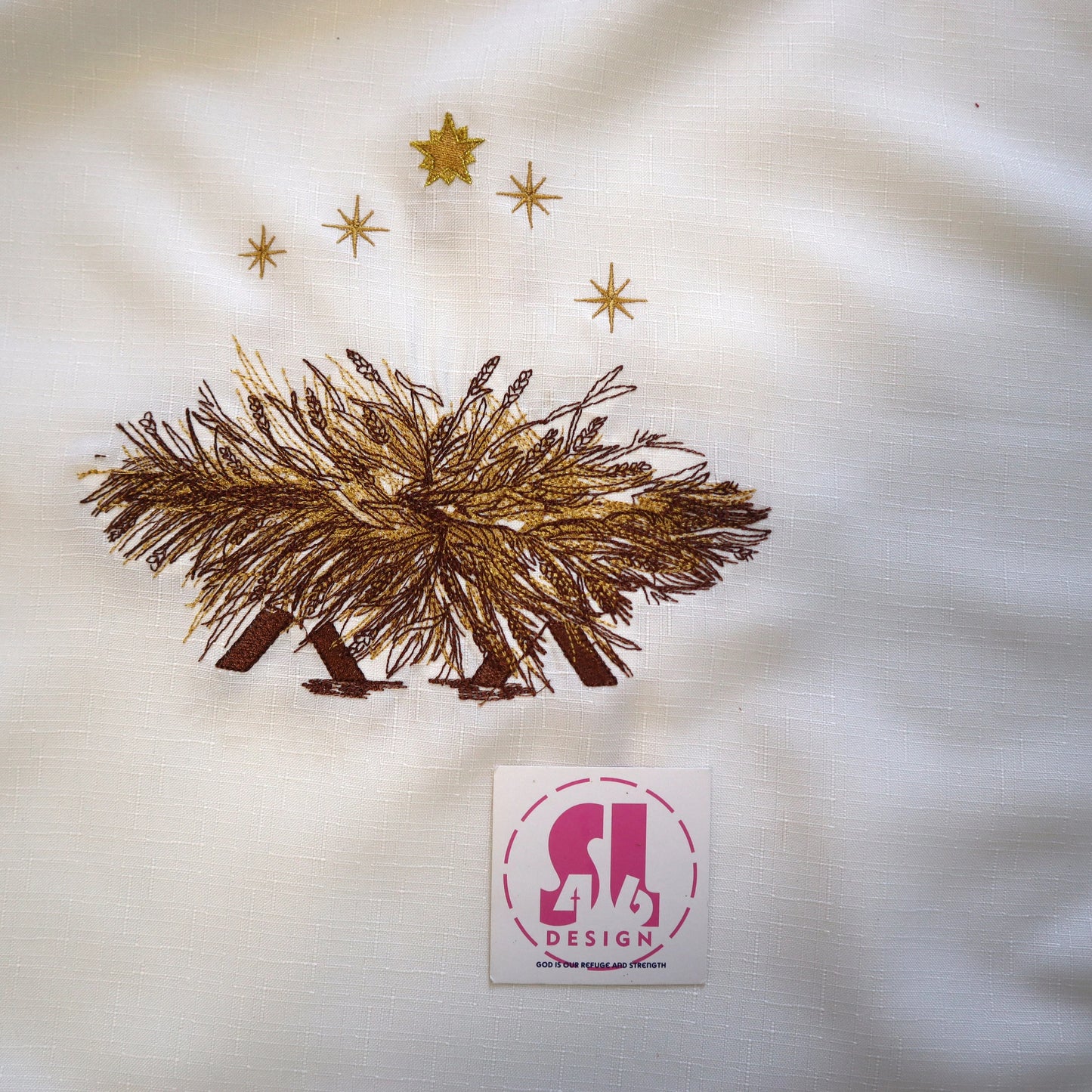 Baby Jesus in Manger - Nativity - Dalmatic