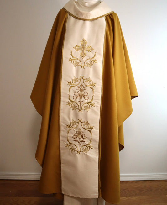 CROSS - MOSAIC - Chasuble + Stole Set