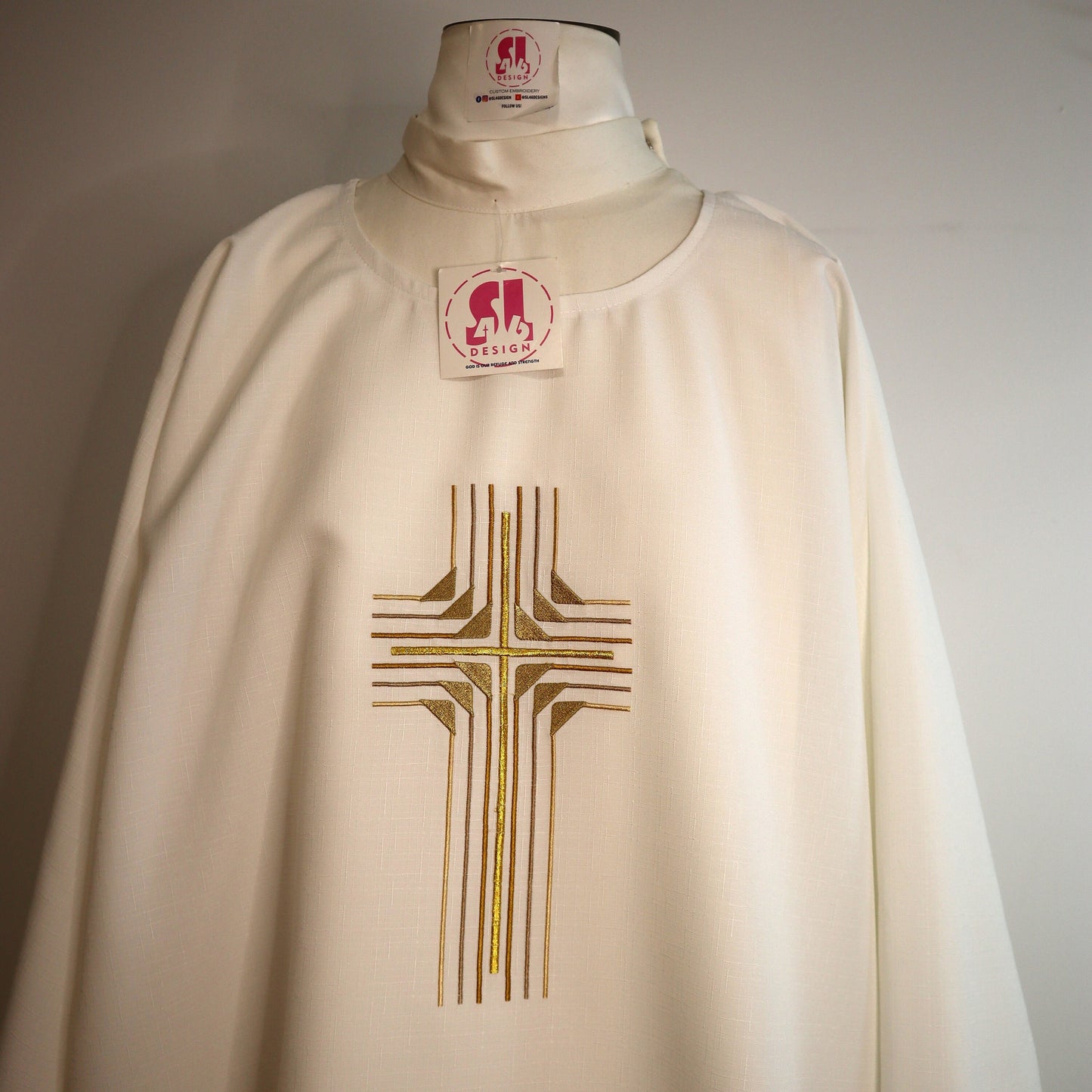 GOSPEL CROSS - DALMATIC