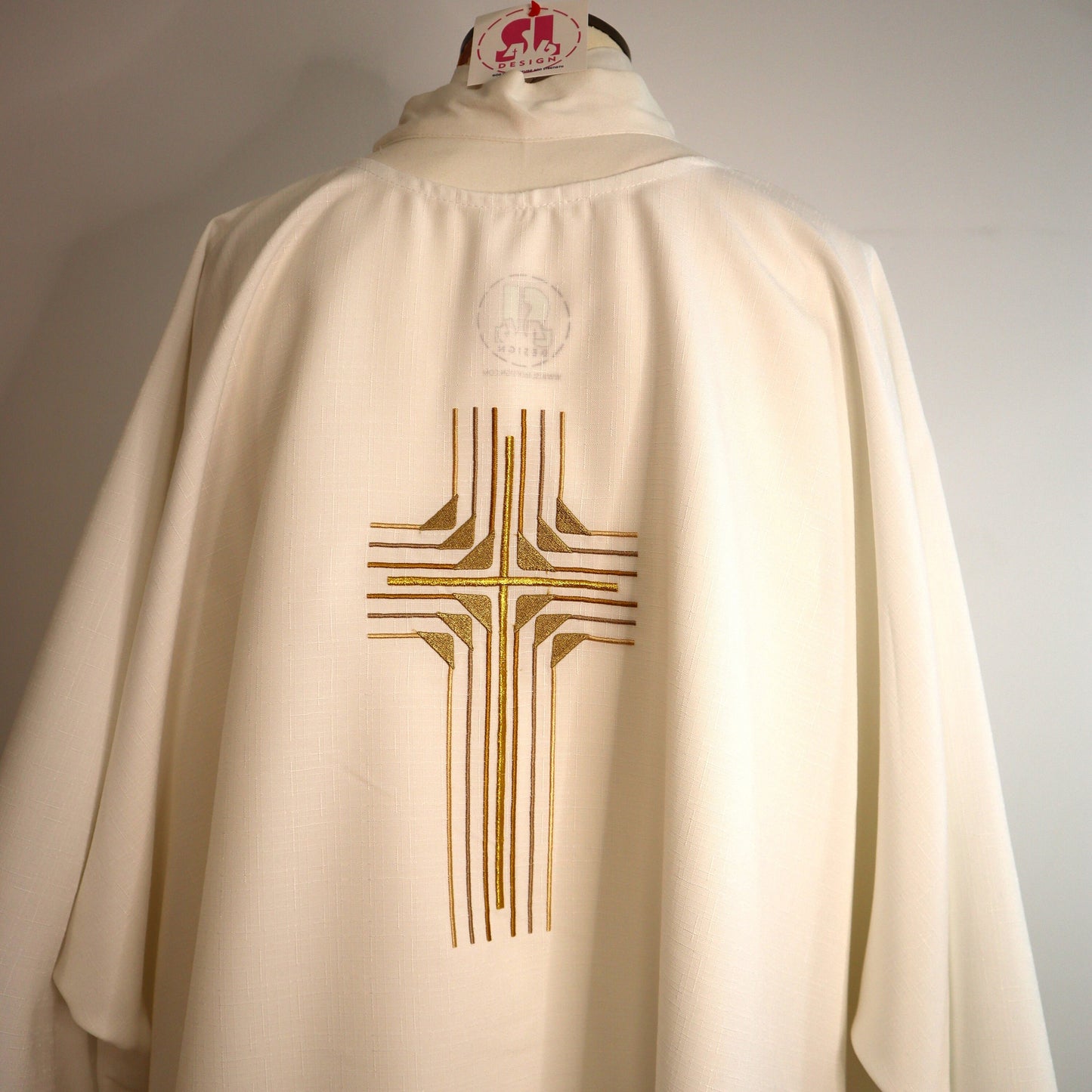 GOSPEL CROSS - DALMATIC
