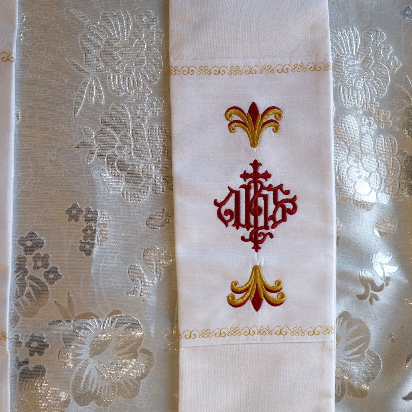 PENTECOST - HOLY SPIRIT - Chasuble + Stole Set