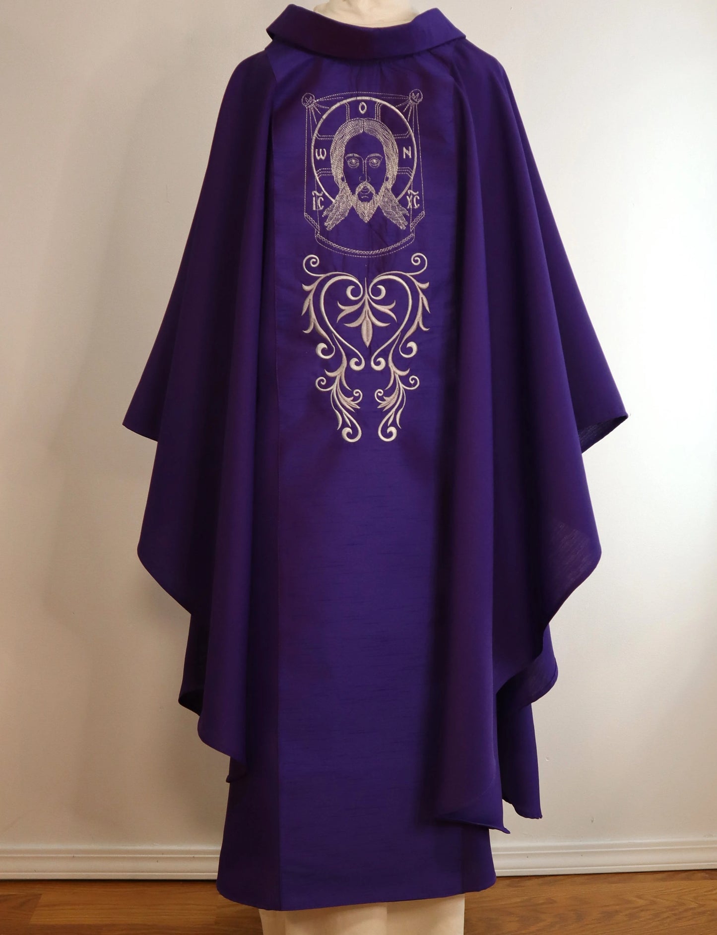 Holy Shroud - Chasuble + Stole Set