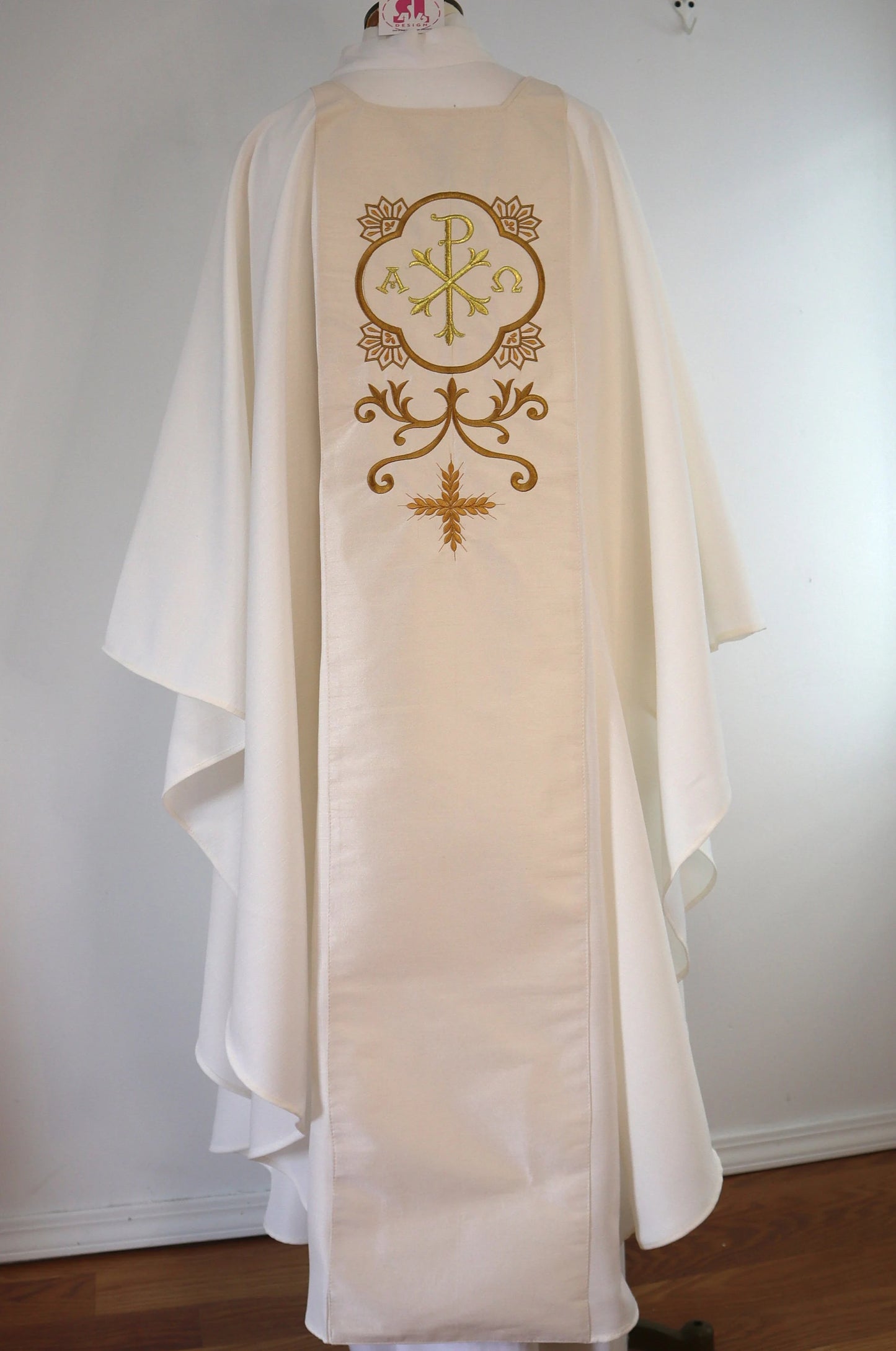 ALPHA AND OMEGA - chasuble and stole set