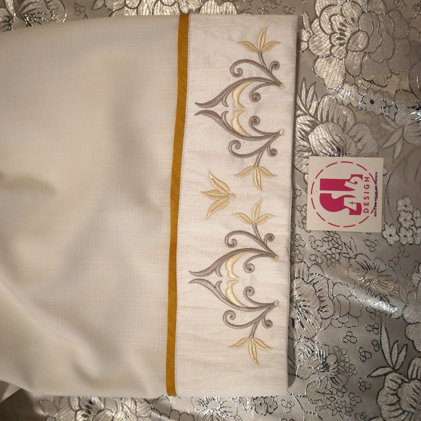 The Resurrection of Jesus - Dalmatic + Travel Stole Set