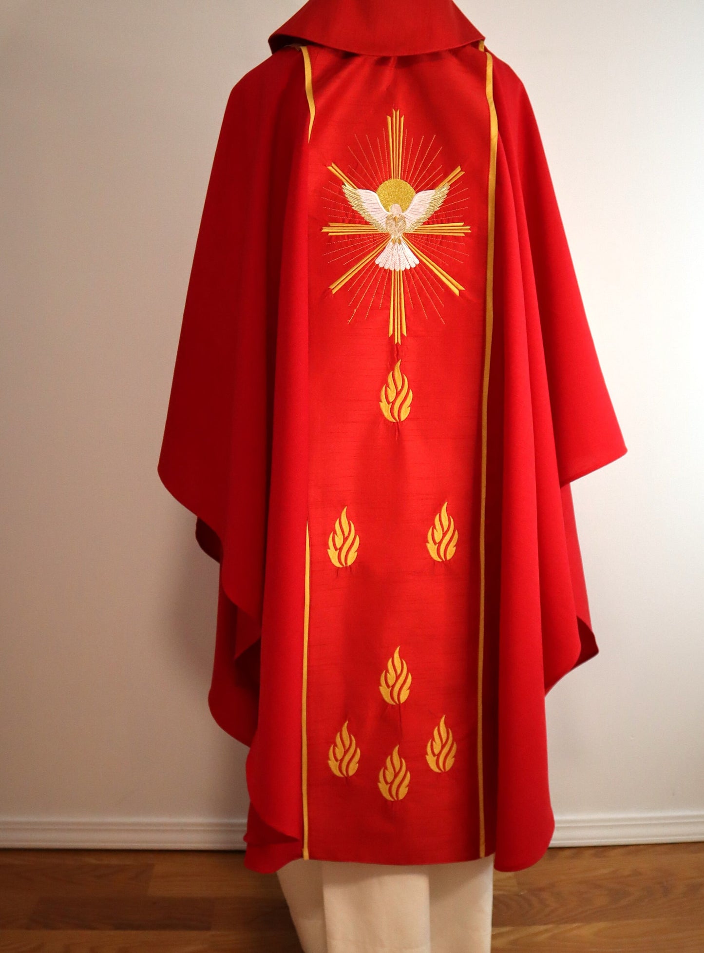 PENTECOST - HOLY SPIRIT - Chasuble + Stole Set