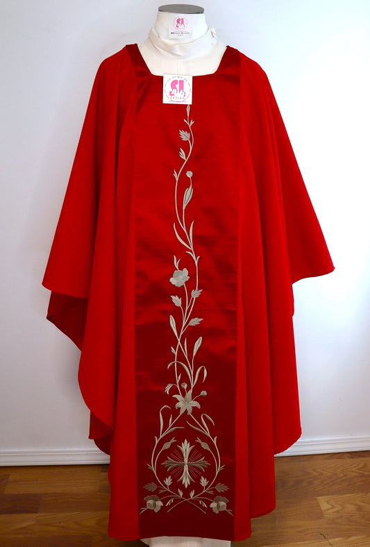 CROSS - ROSE BROCADE - Chasuble + Stole Set