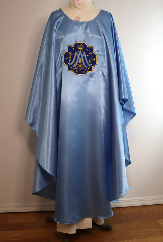 MARIAN MEDALLION - Chasuble and Stole Set.