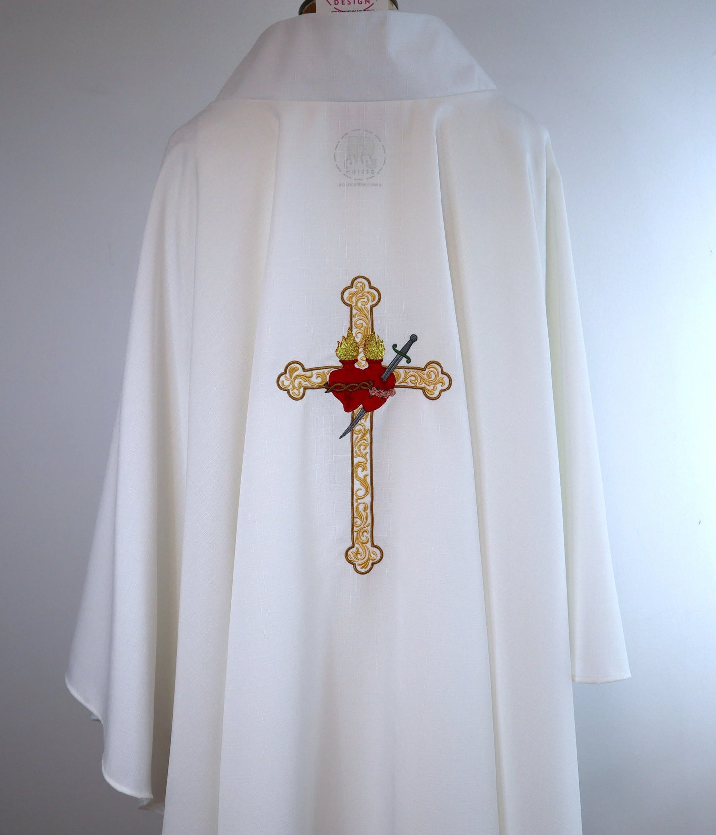 Sacred Heart of Jesus & Mary Cross - Chasuble + Stole Set.