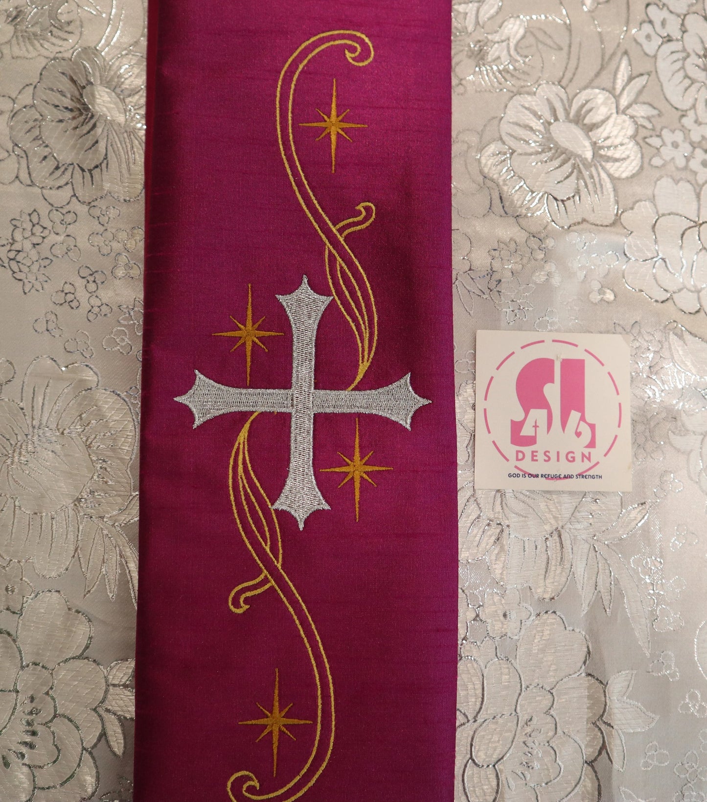 CROSS AND VINES - Deacon Stole