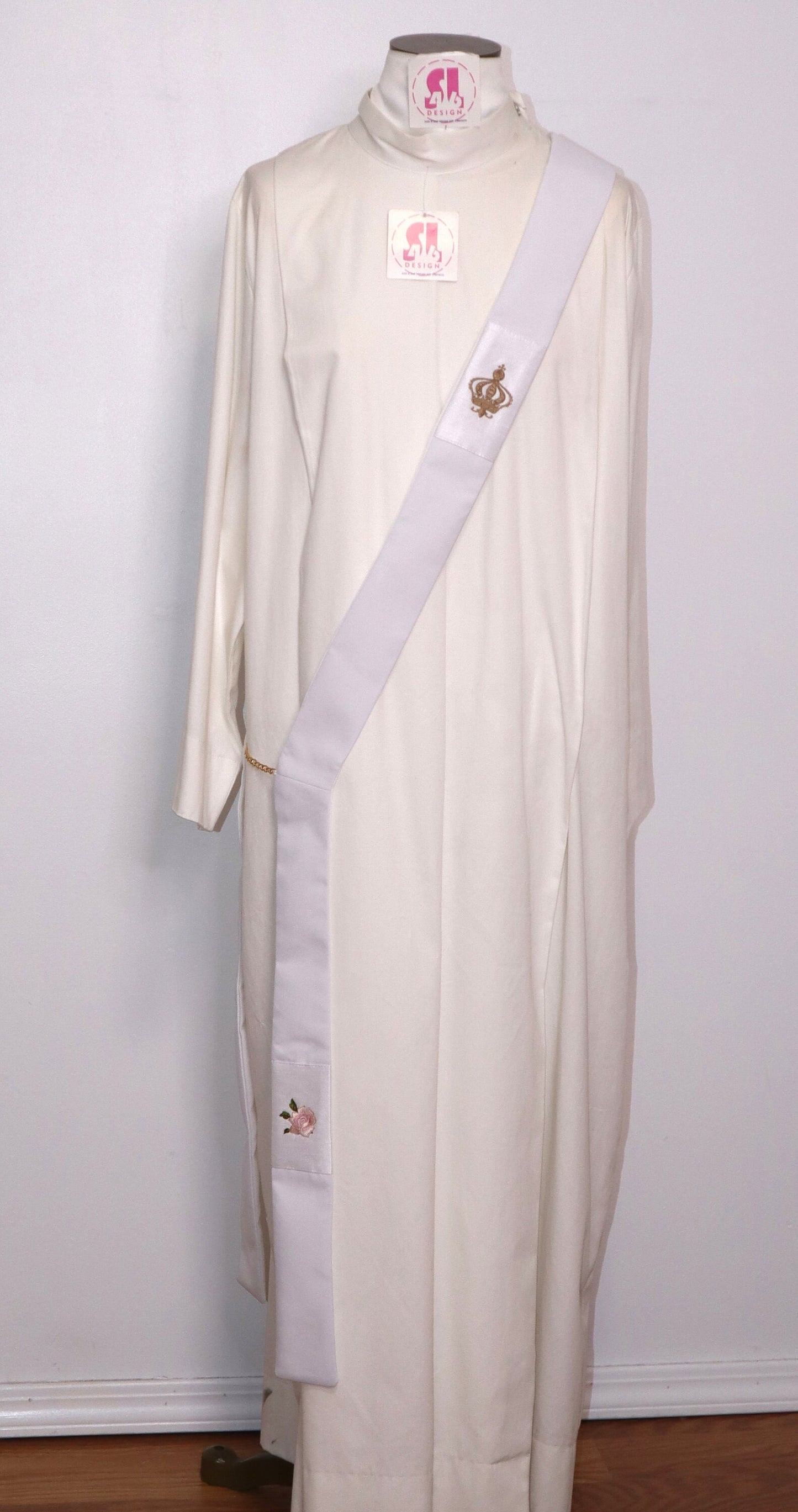 Crown and Roses - Deacon Stole