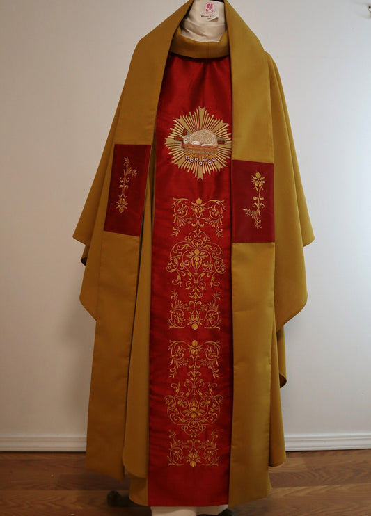Lamb of the Lord - Chasuble + Stole Set