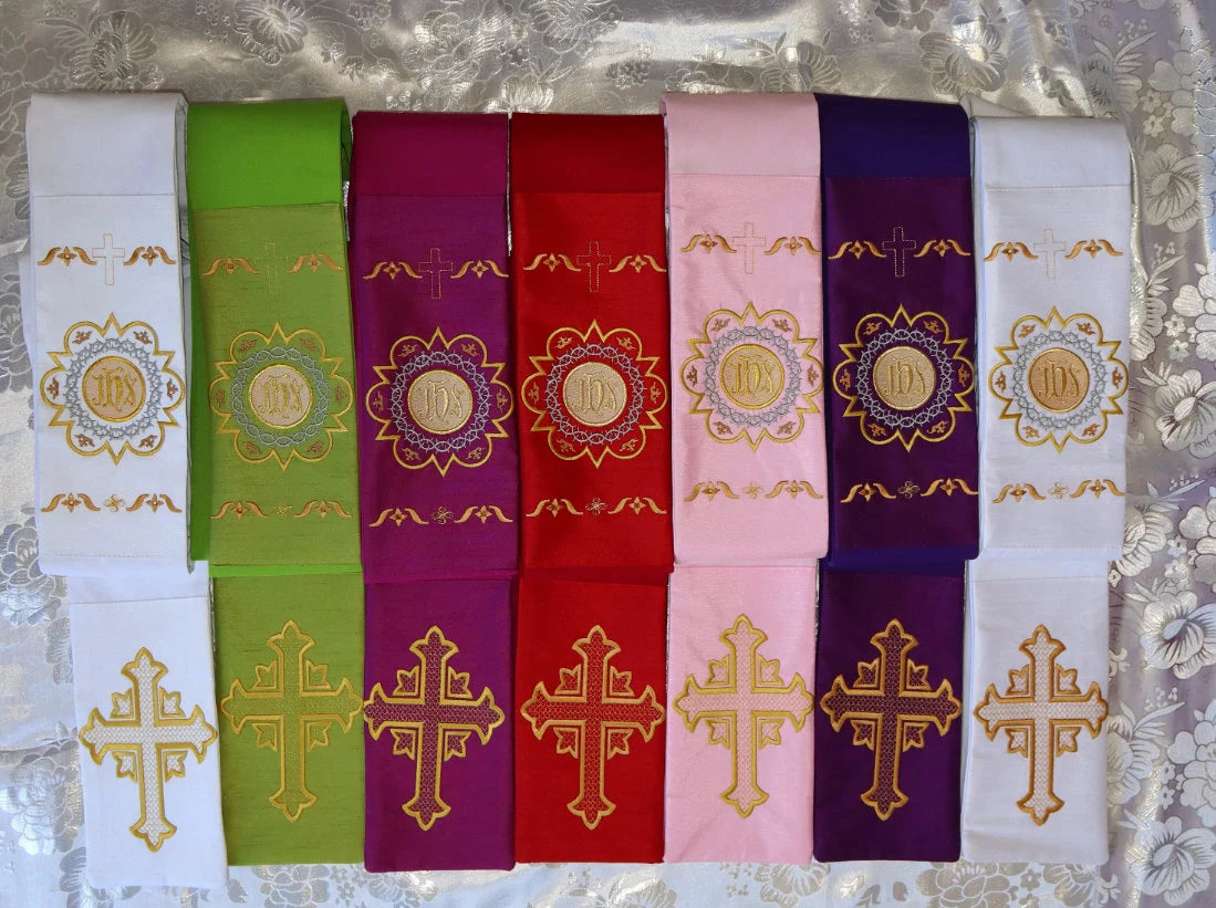 JHS Medallion - Chasuble + Stole Set.