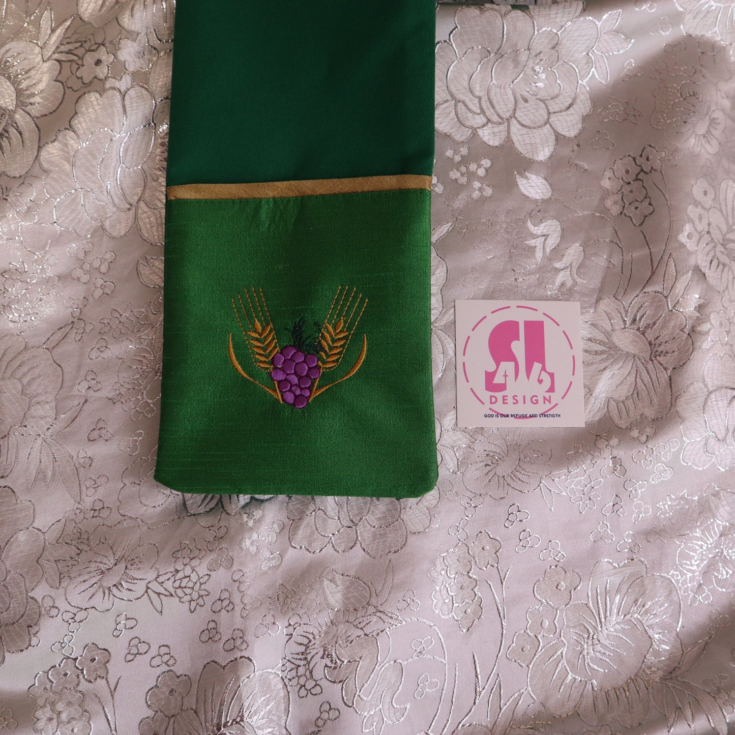 HOLY SPIRIT - CHALICE - Deacon Stole