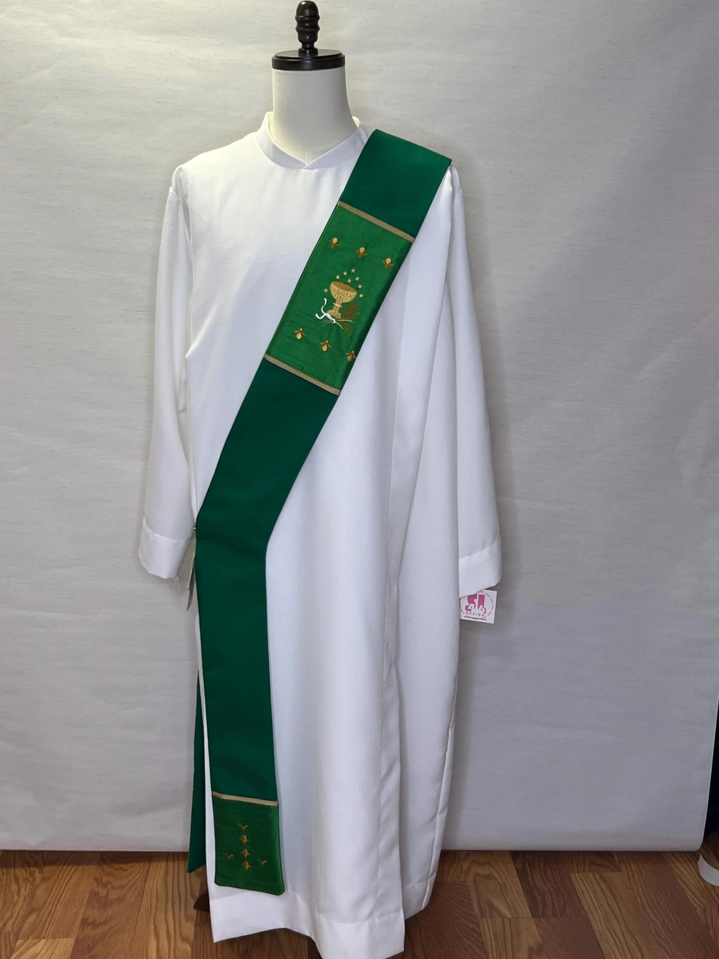 HOLY SPIRIT - CHALICE - Deacon Stole
