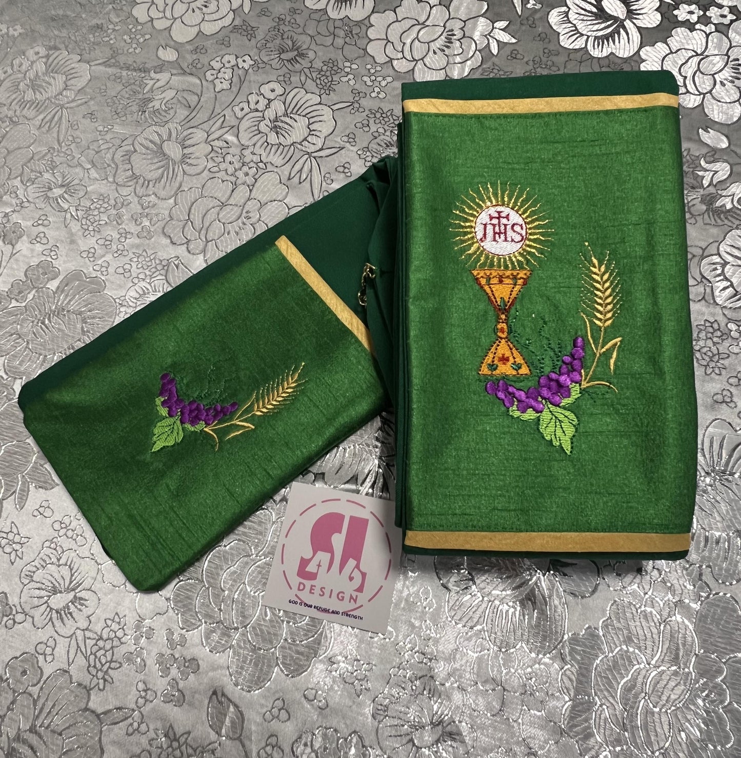 HOLY SPIRIT - CHALICE - Deacon Stole
