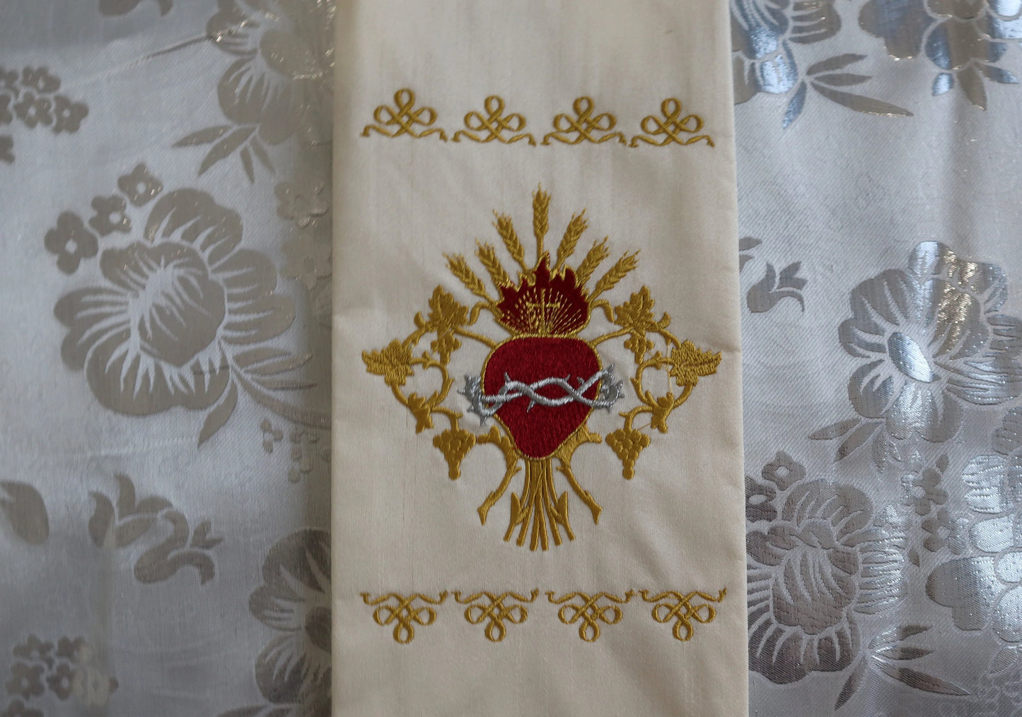 SACRED HEART - Deacon Stole
