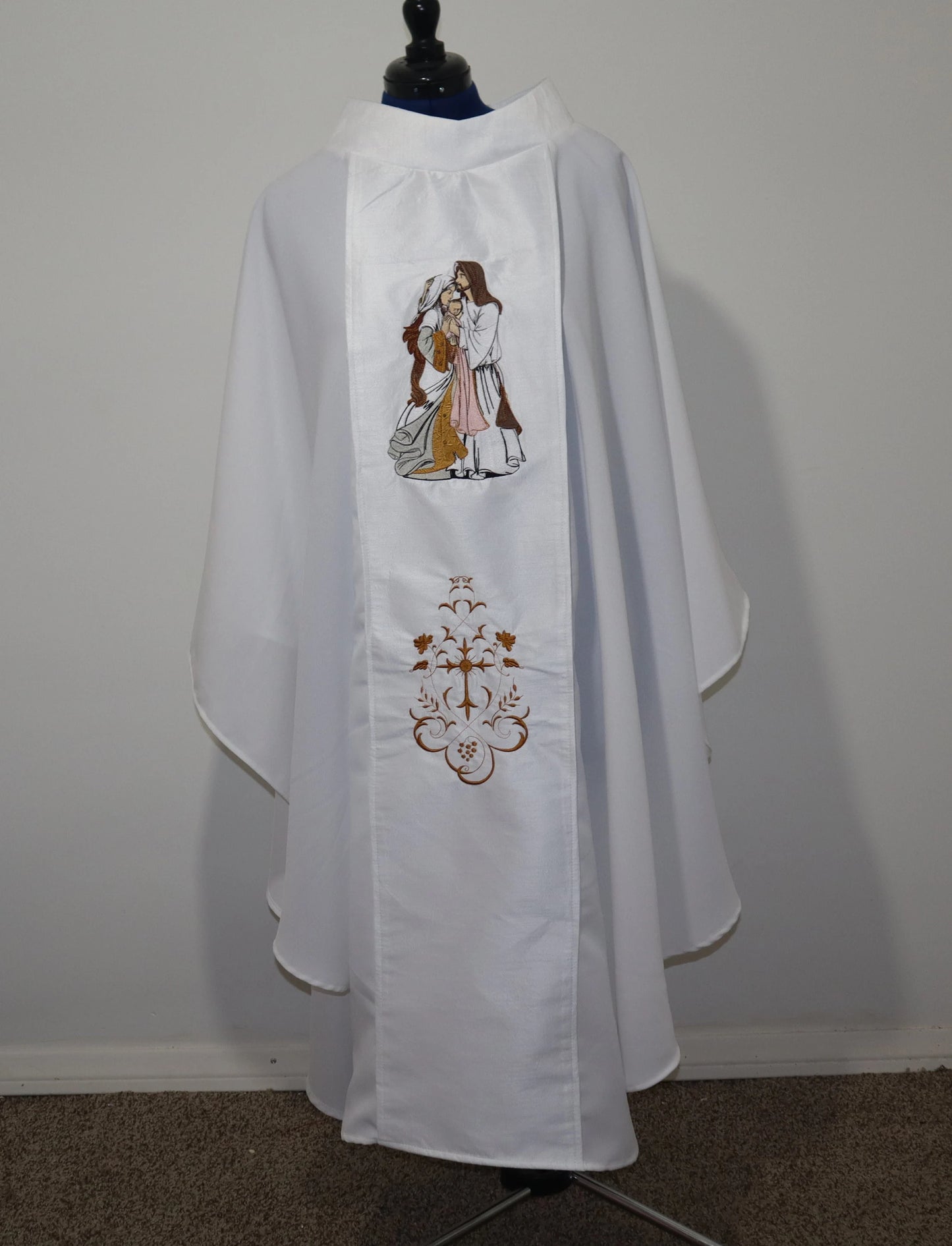 HOLY FAMILY - Chasuble + Stole Set