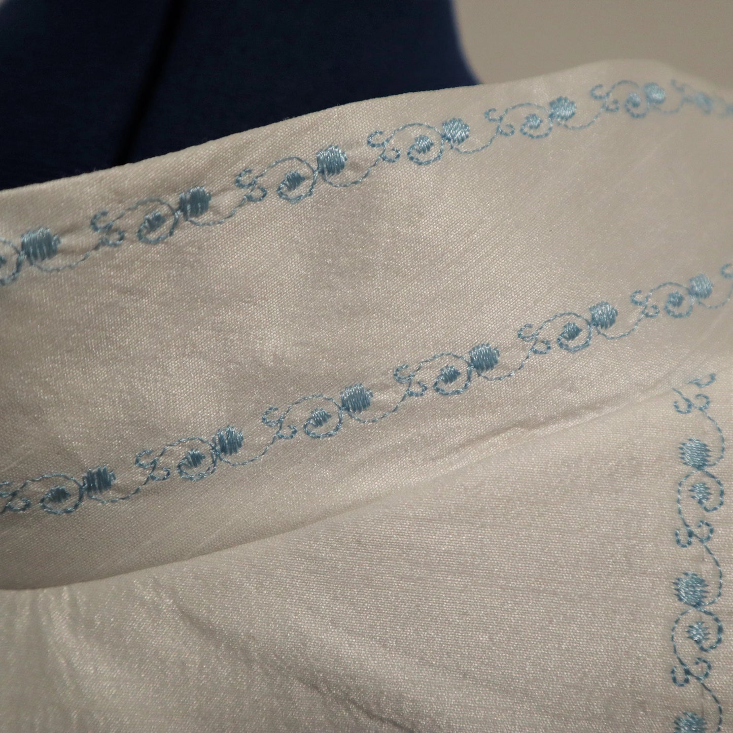 Our Lady of Fatima - Dalmatic + Stole Set.
