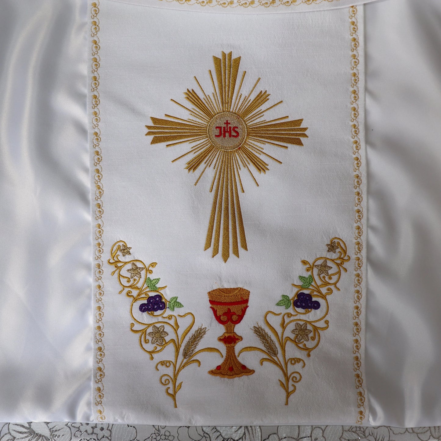 JHS - HOLY SPIRIT Cross - Humeral