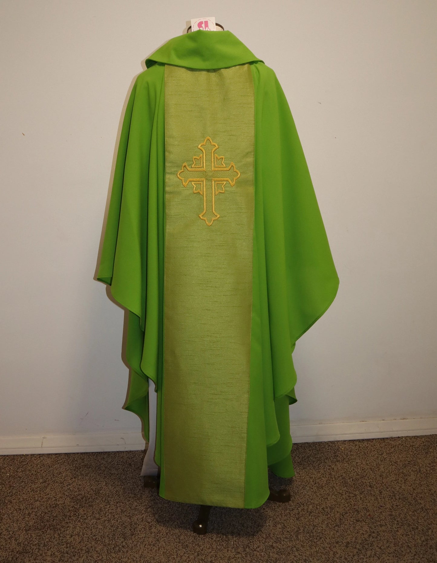 JHS Medallion - Chasuble + Stole Set.