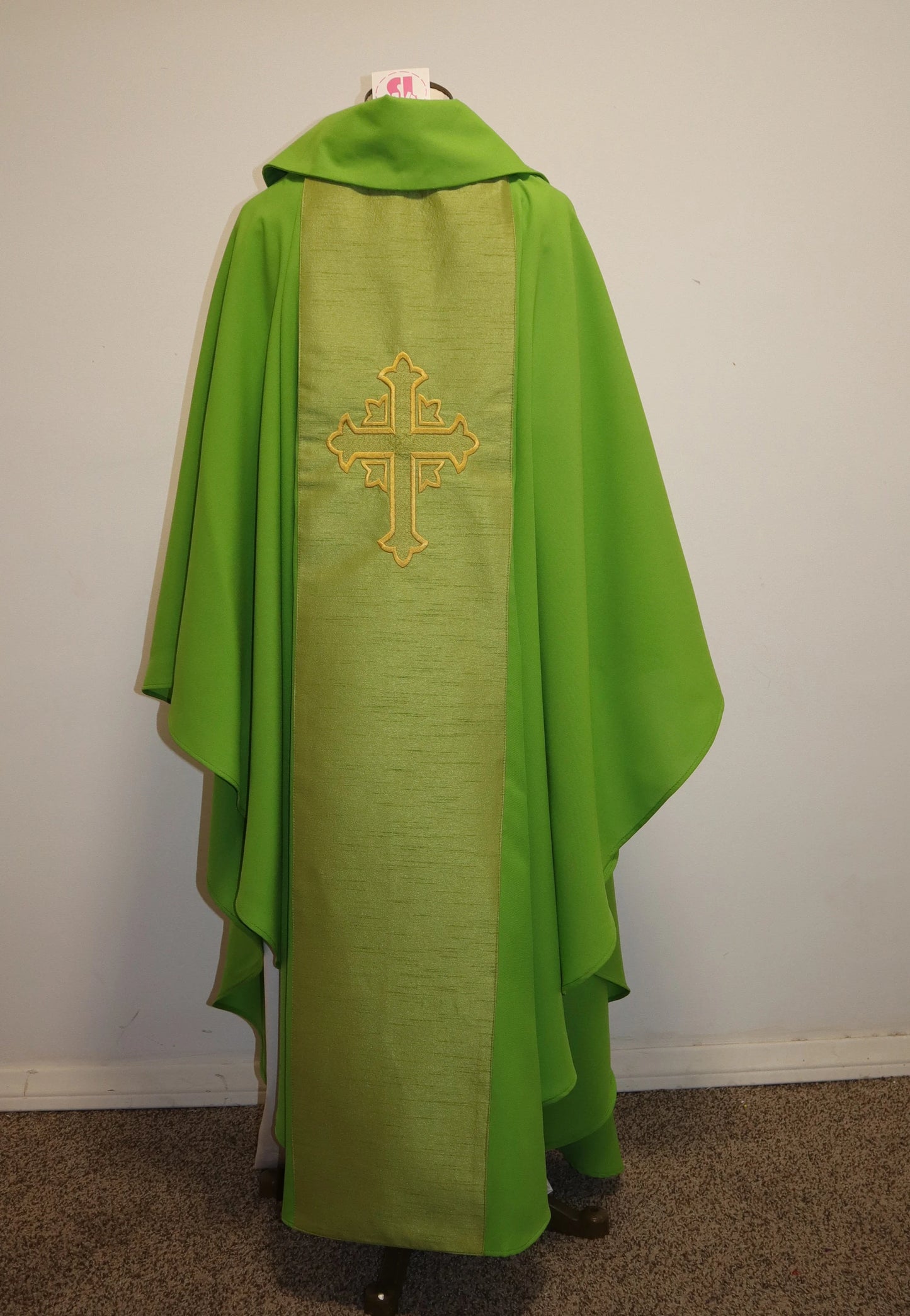 JHS Medallion - Chasuble + Stole Set.