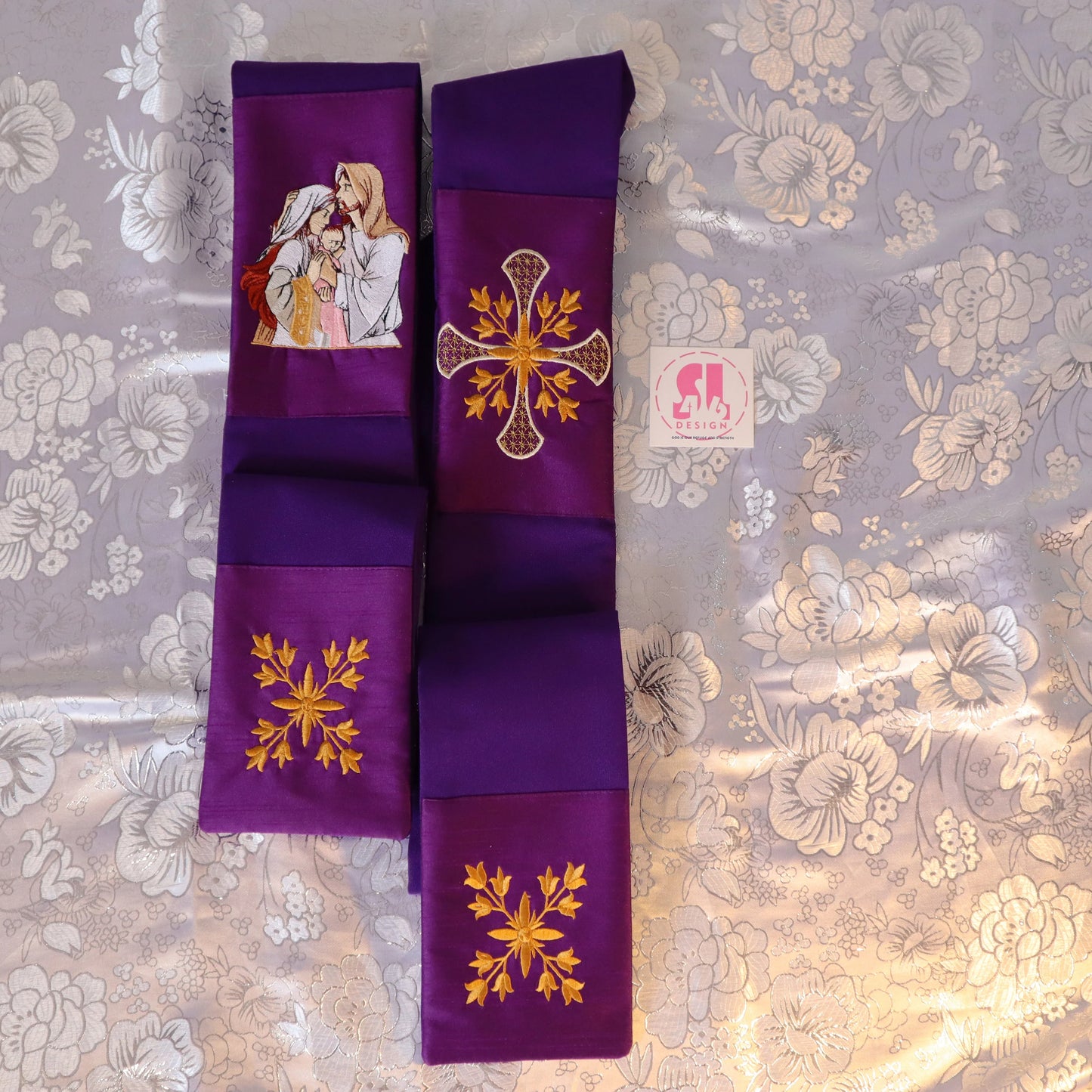 HOLY FAMILY - Priest Stole