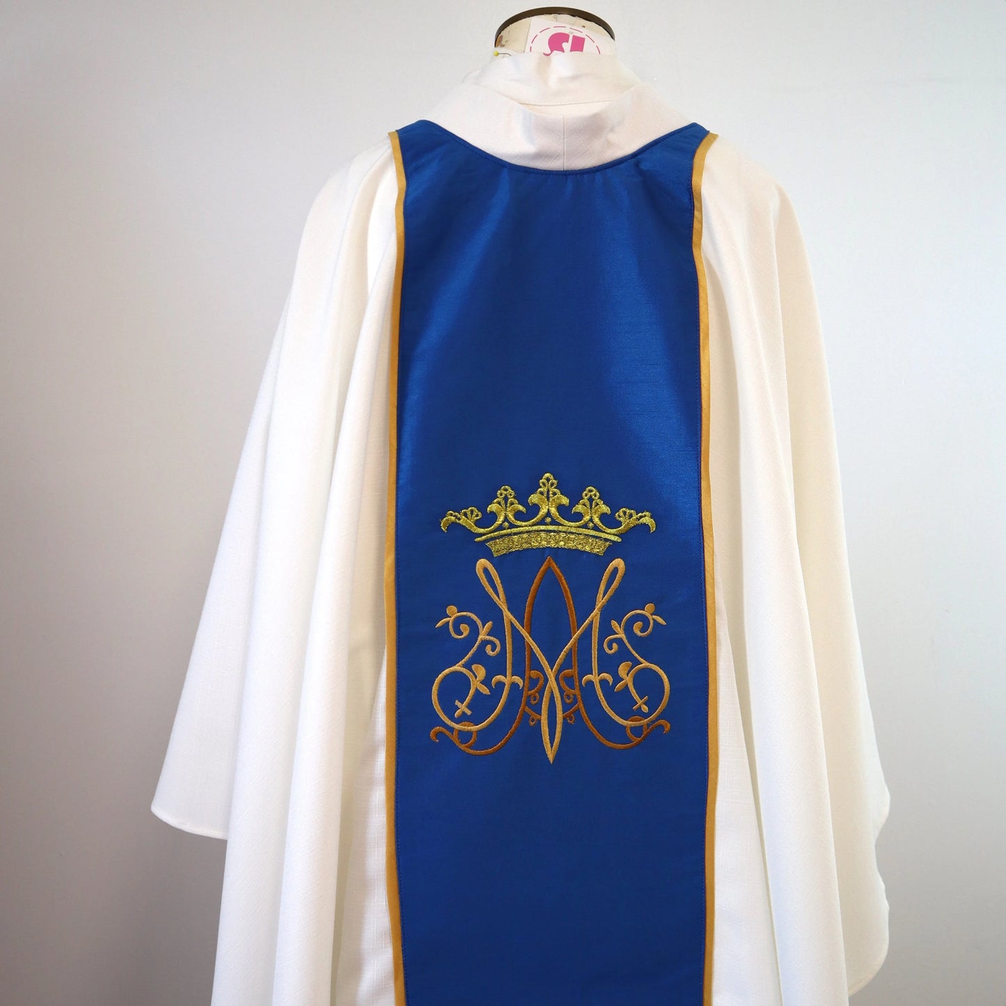 Our Lady of the Way - Dalmatic + Stole Set.