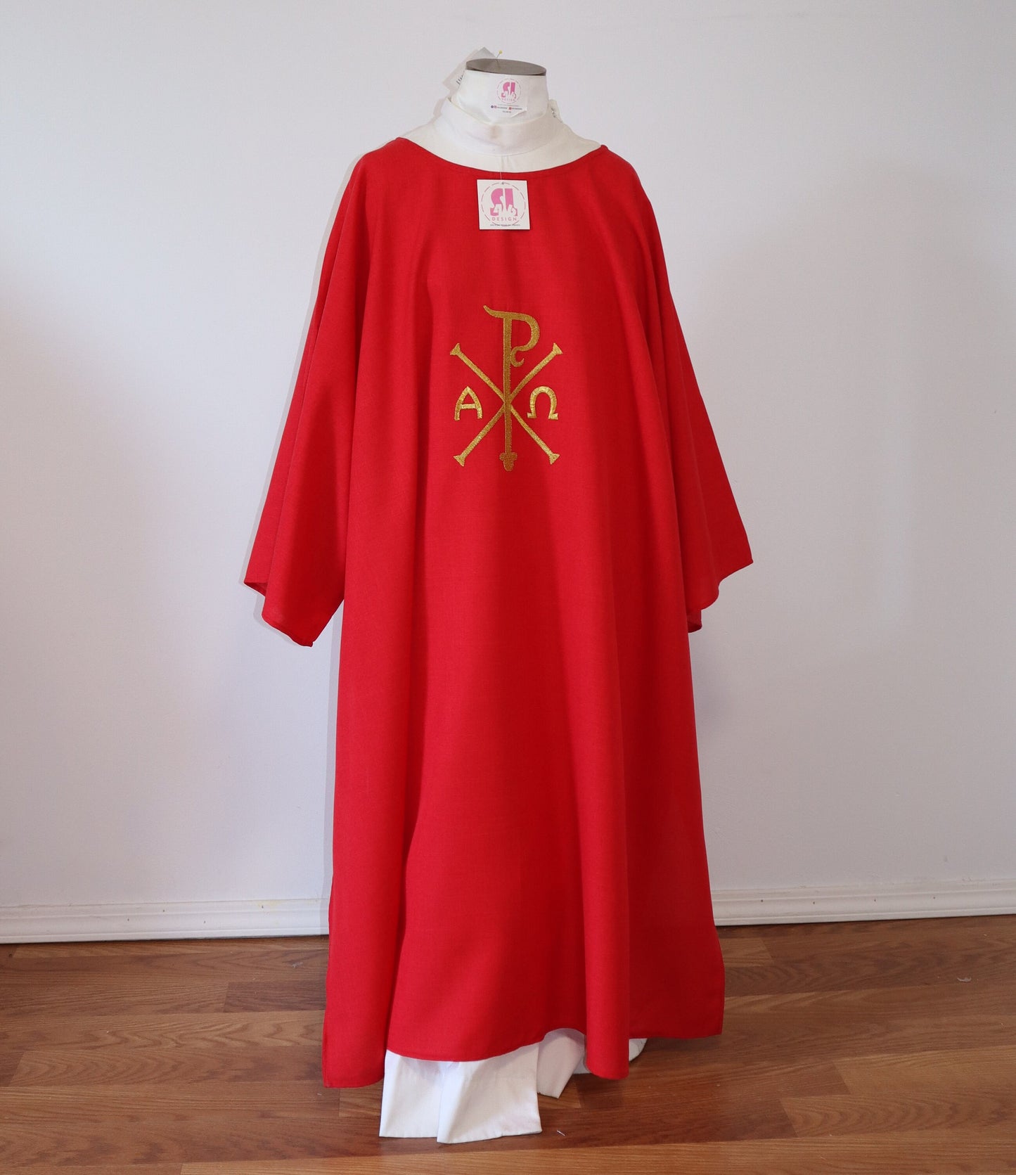 ALPHA & OMEGA - Chi Rho - Dalmatic