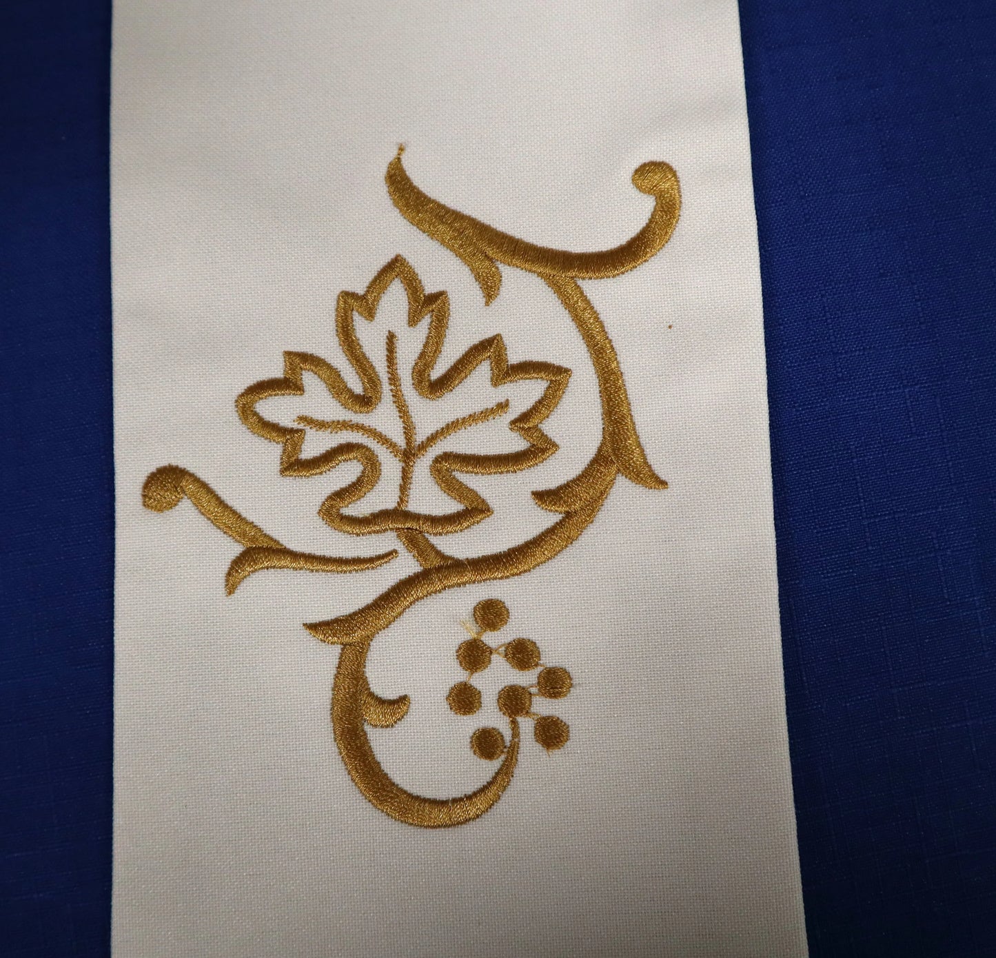 JHS Medallion with crown  Chasuble and stole set