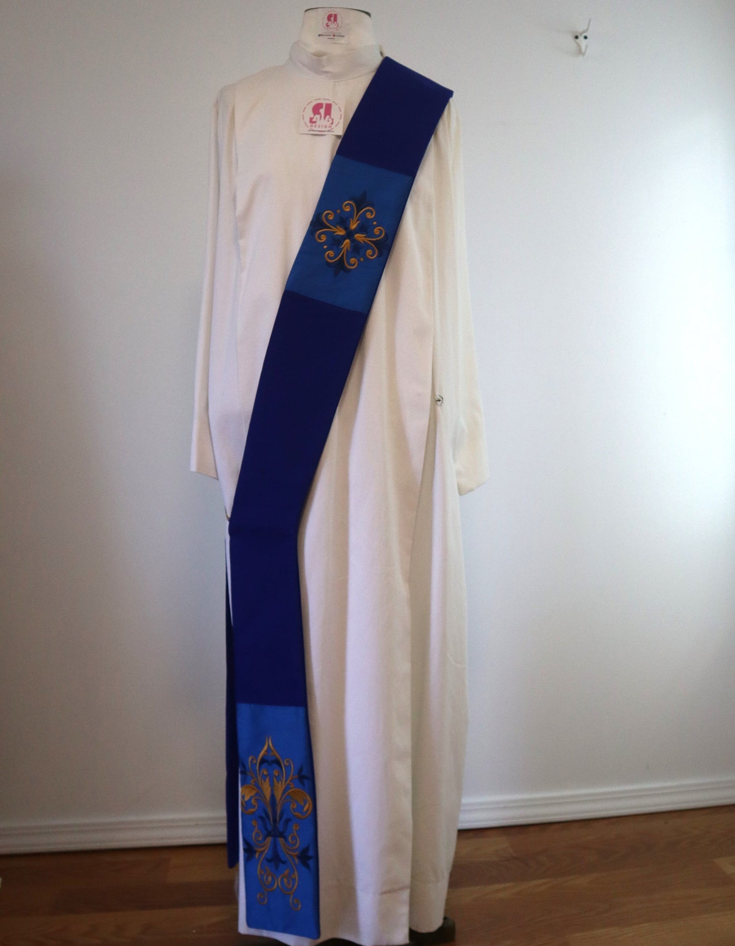 CROSS DEACON STOLE